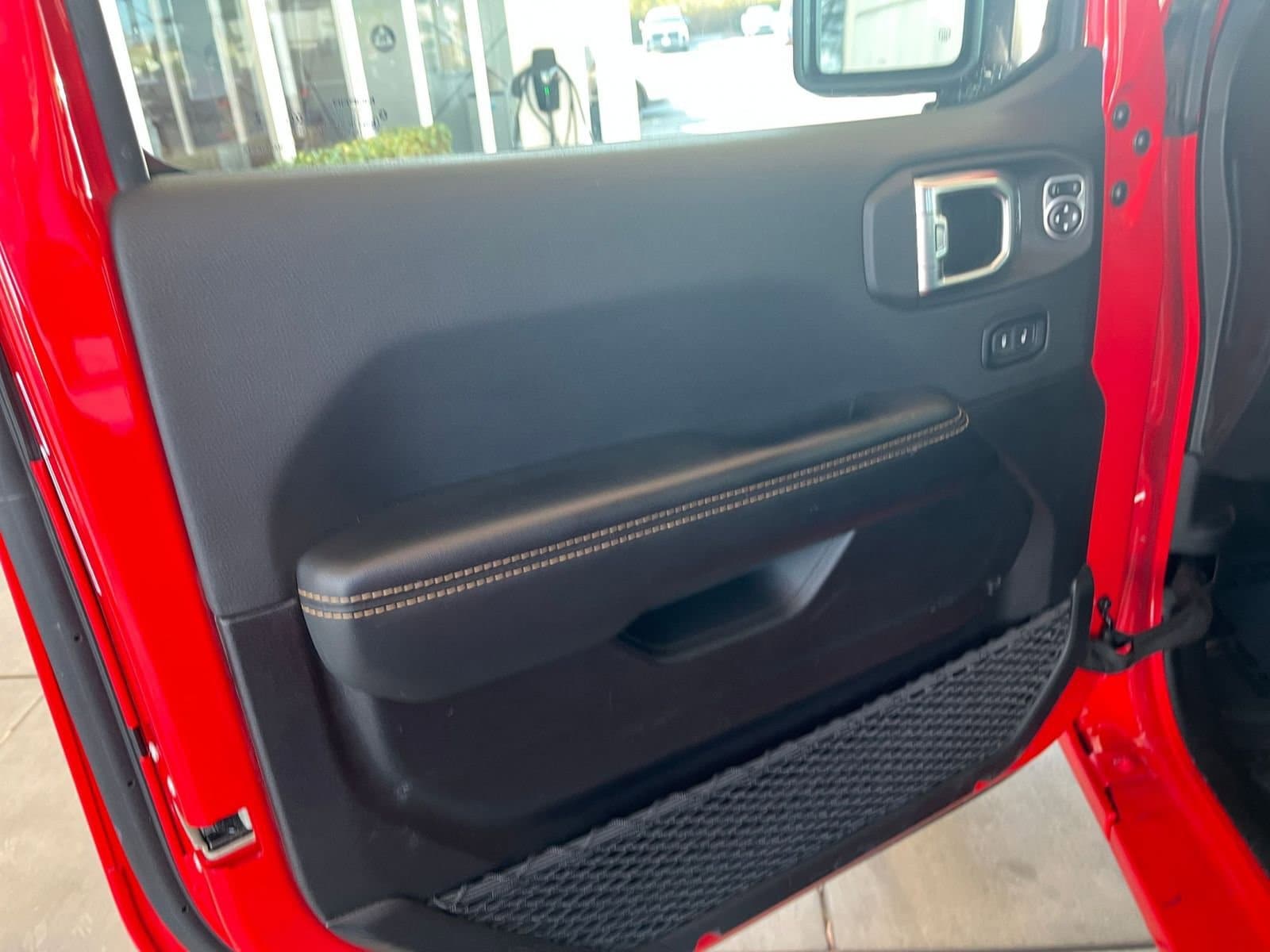 Thumbnail: 2025 Jeep Wrangler - 20