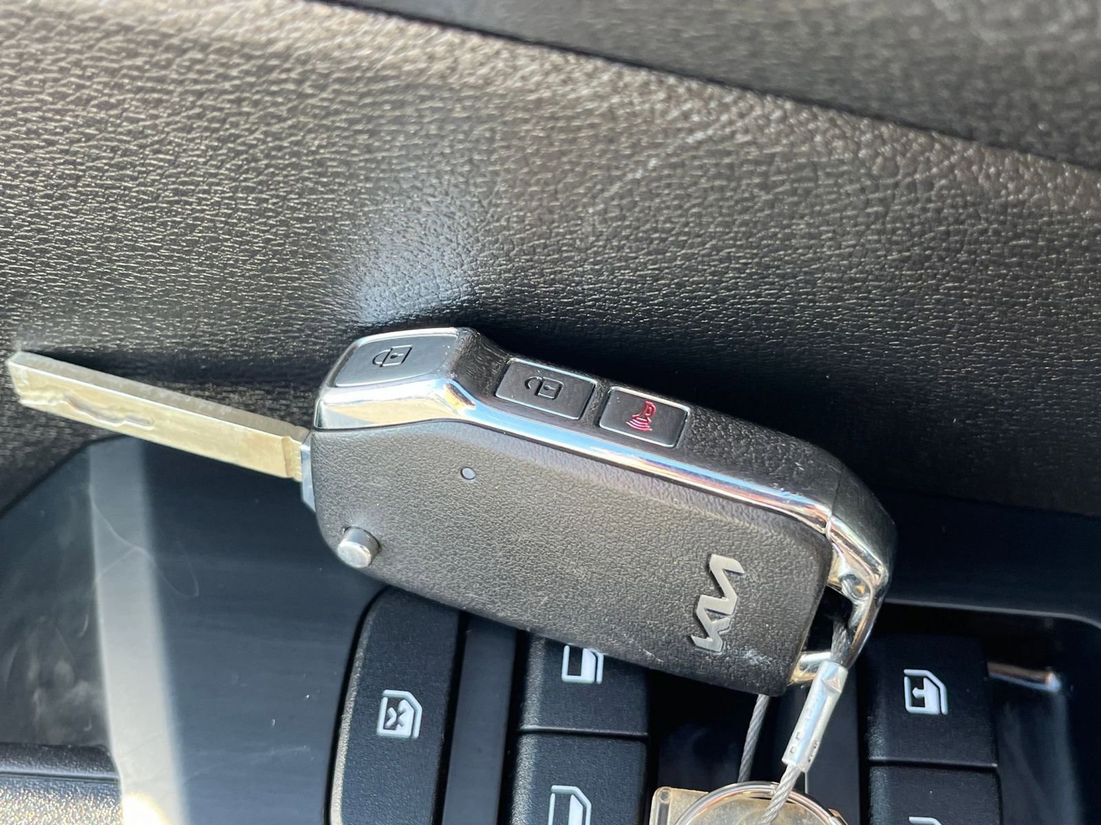 Thumbnail: 2025 Kia Sportage - 21