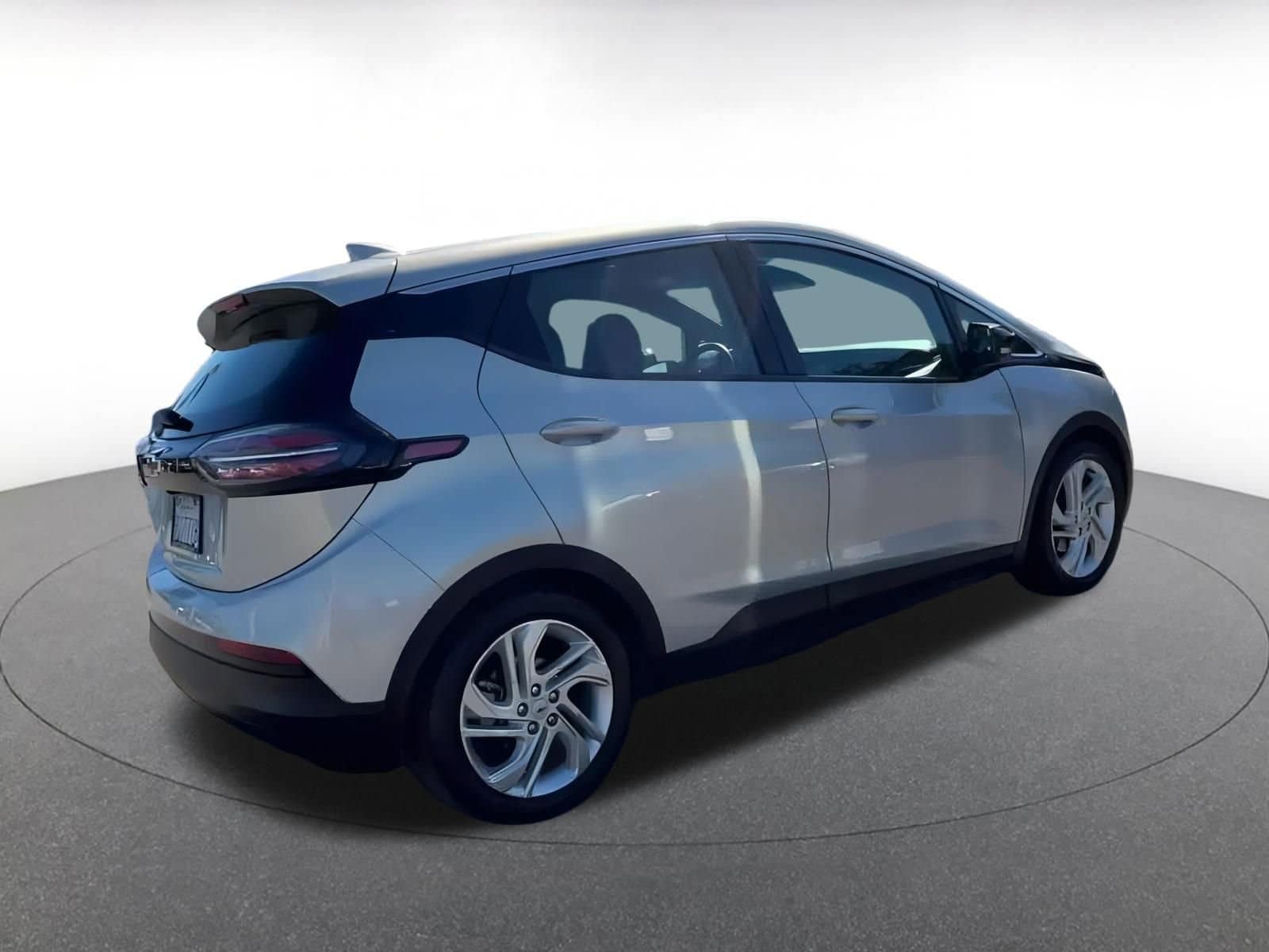 Thumbnail: 2023 Chevrolet Bolt EV - 15
