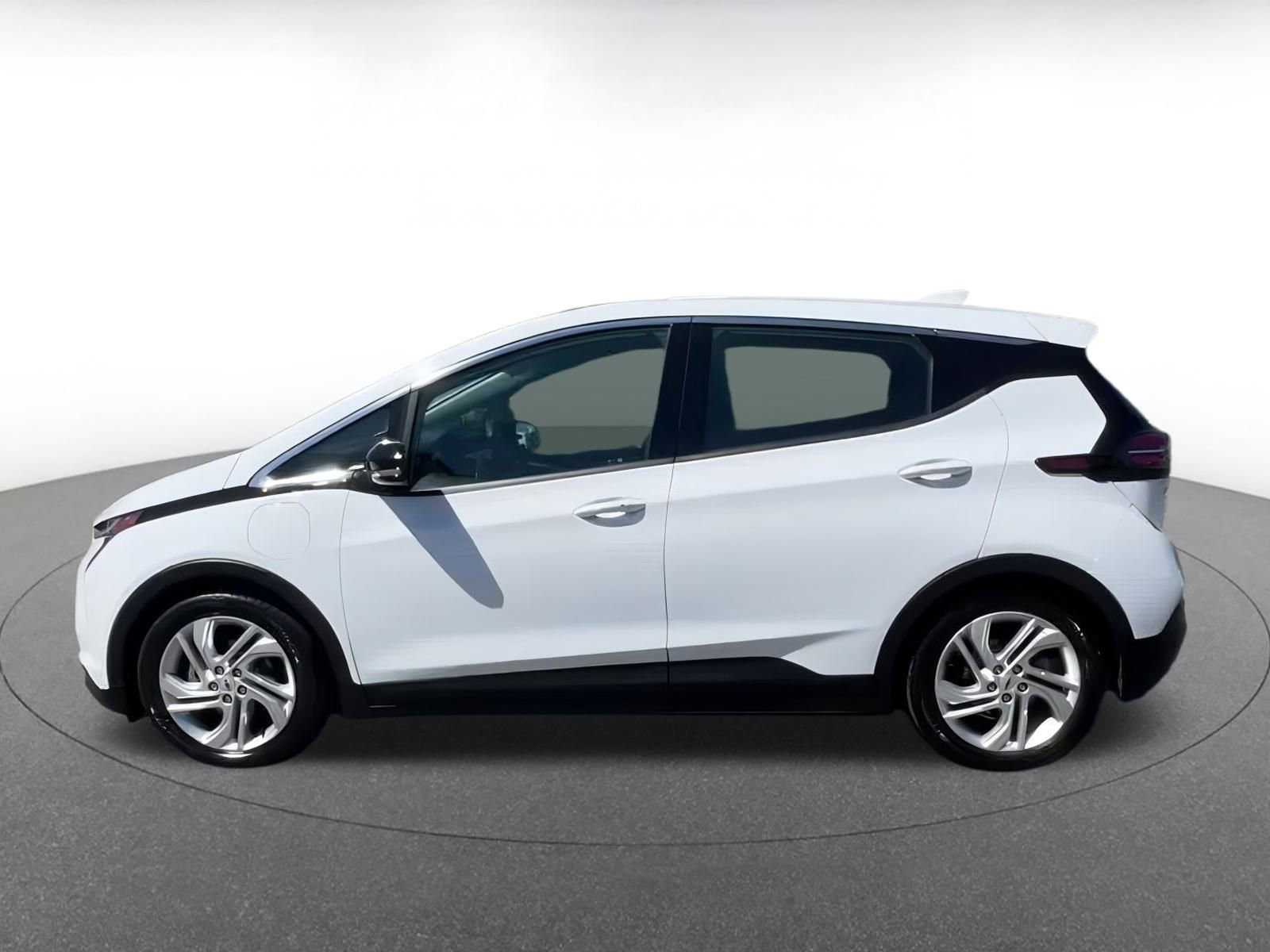 Thumbnail: 2023 Chevrolet Bolt EV - 7