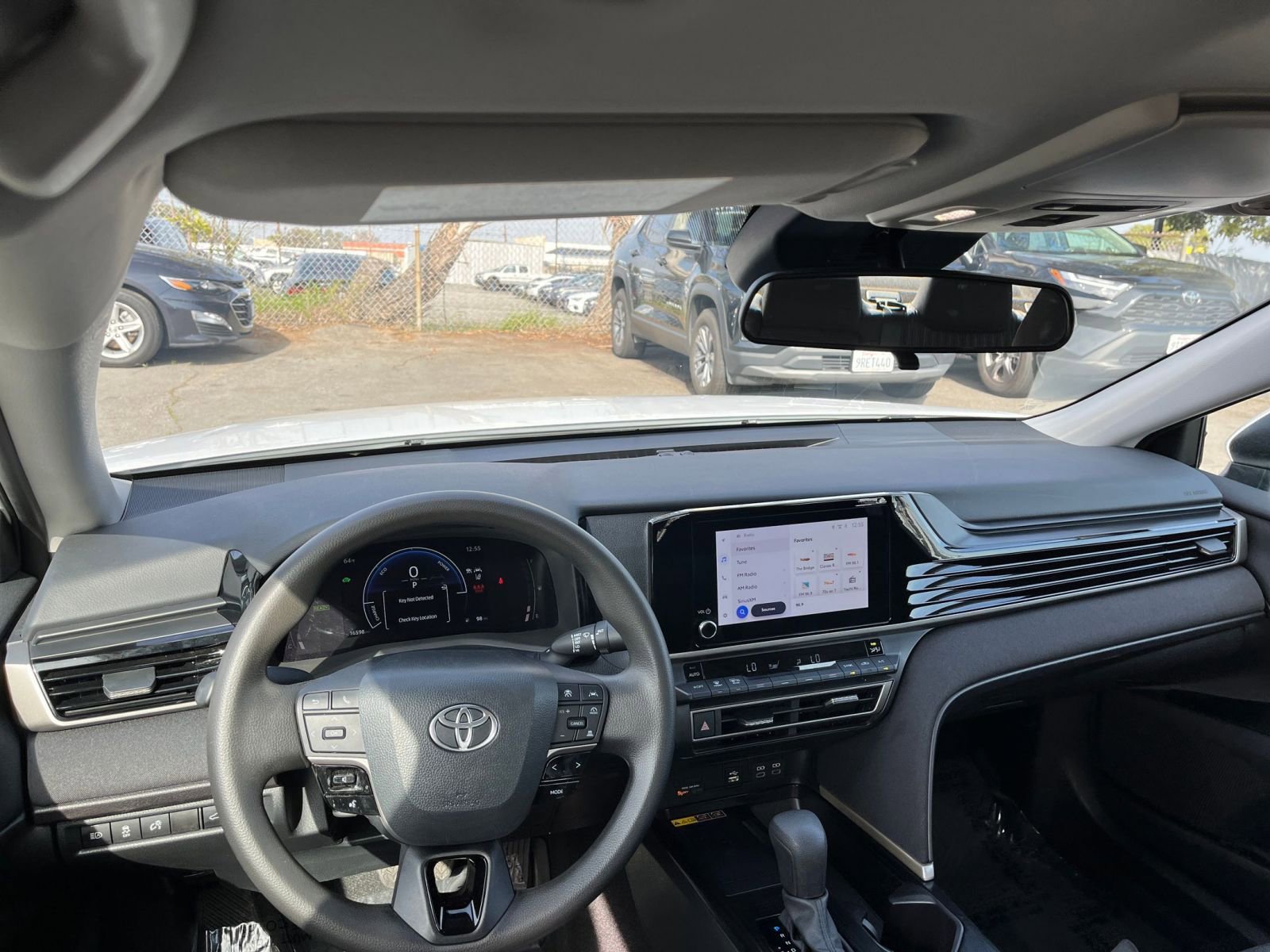 Thumbnail: 2025 Toyota Camry - 33