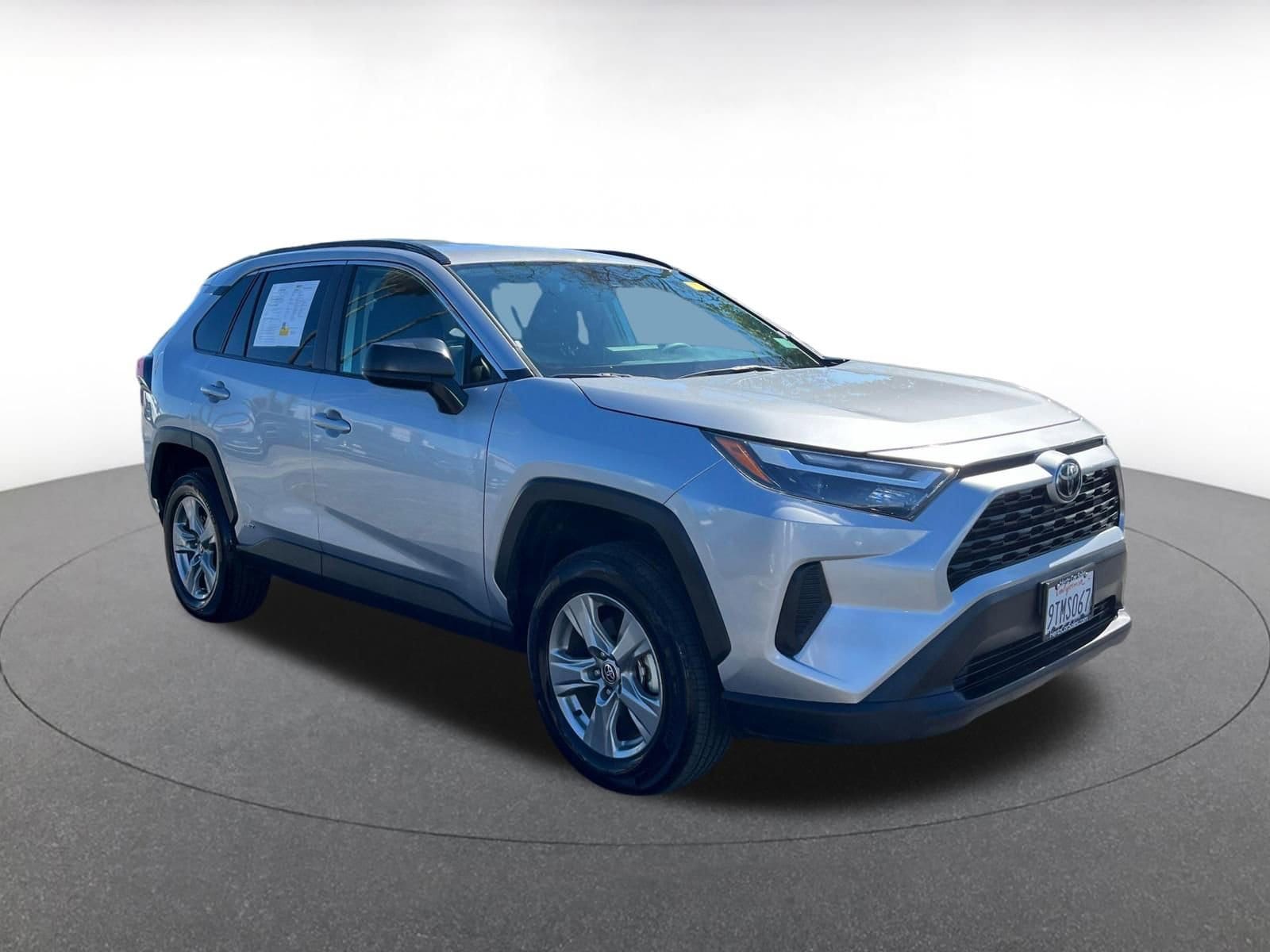 Thumbnail: 2025 Toyota RAV4 - 1