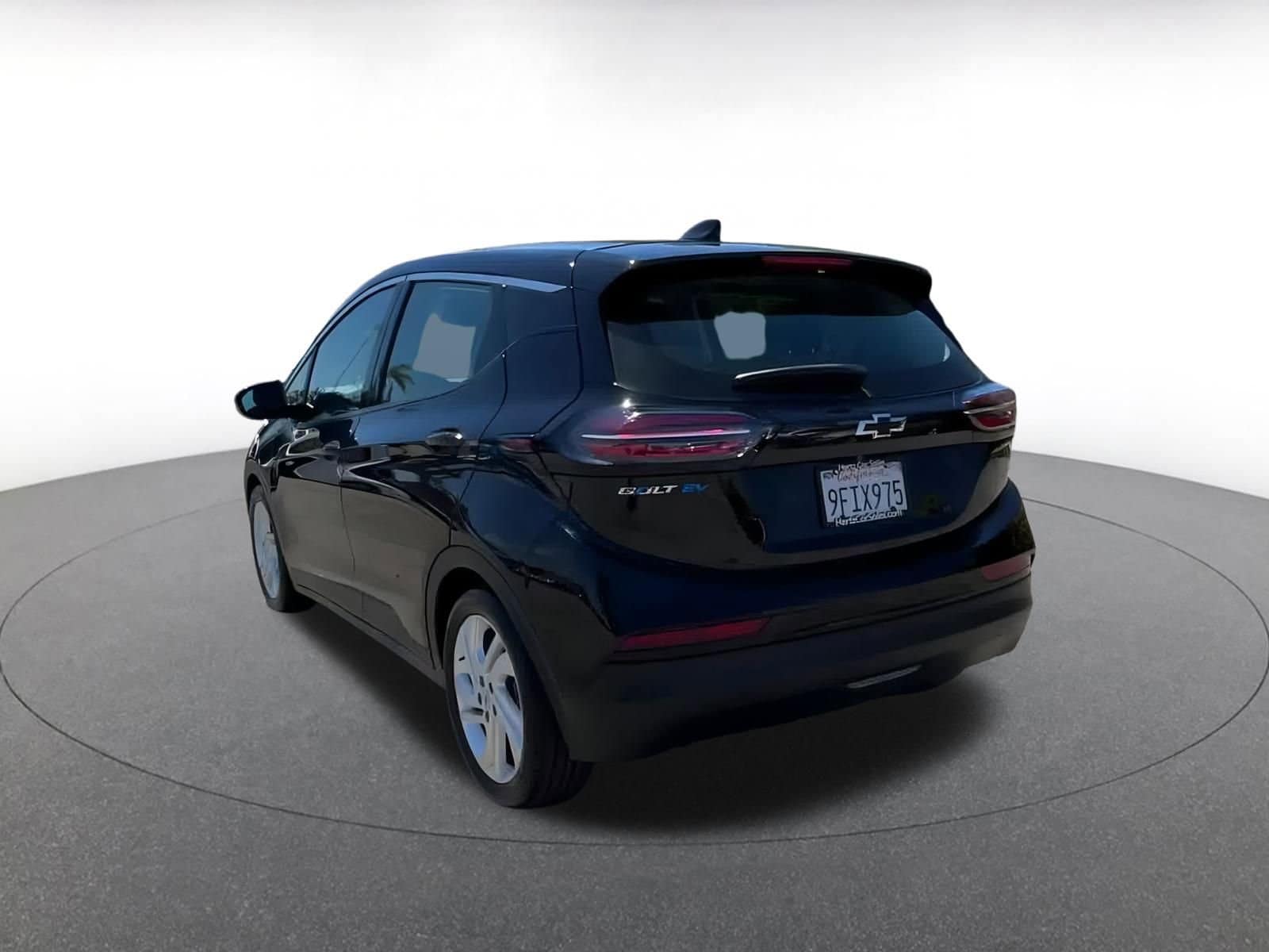 Thumbnail: 2023 Chevrolet Bolt EV - 8