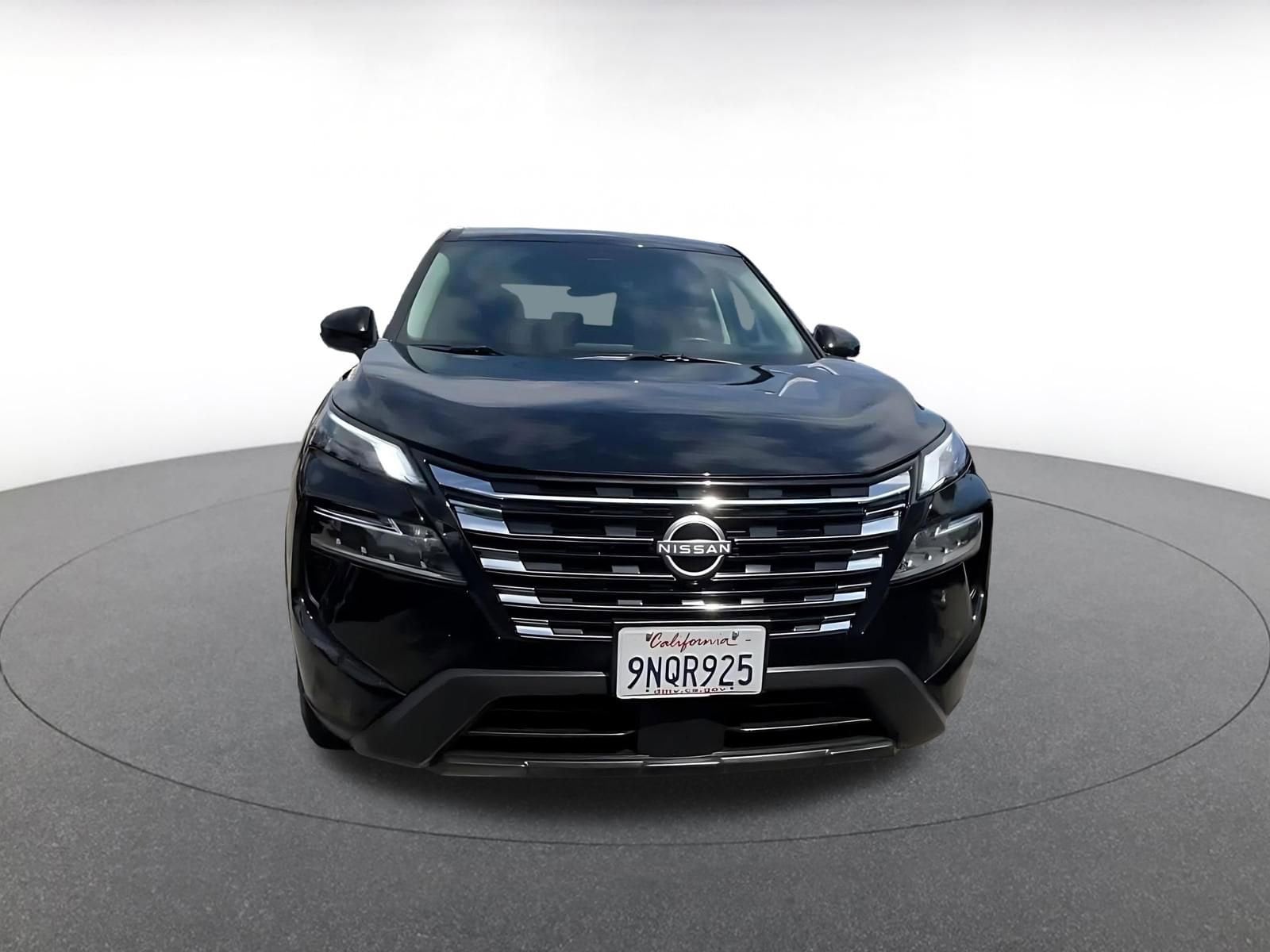 Thumbnail: 2025 Nissan Rogue - 4