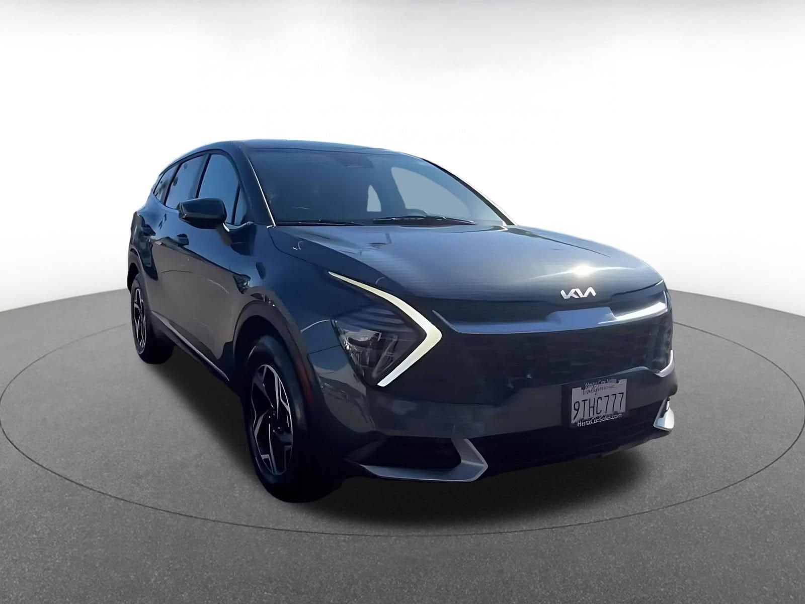 Thumbnail: 2025 Kia Sportage - 3