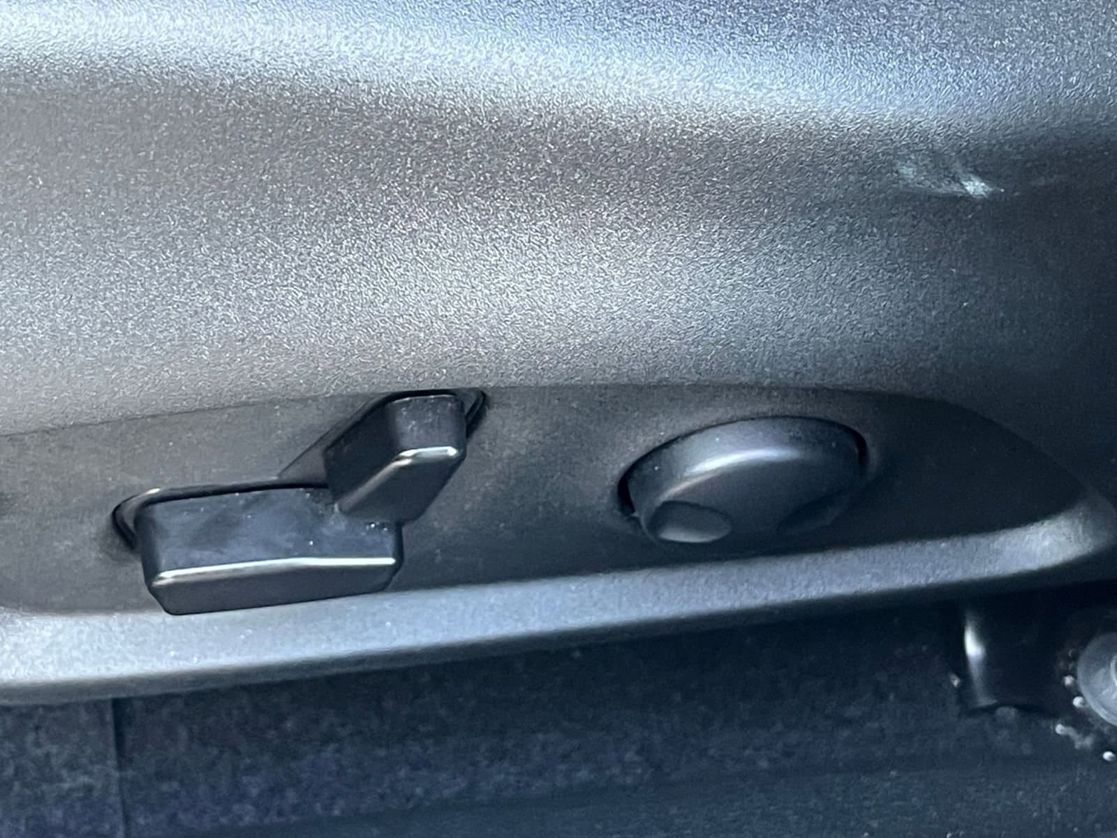 Thumbnail: 2025 Jeep Compass - 23