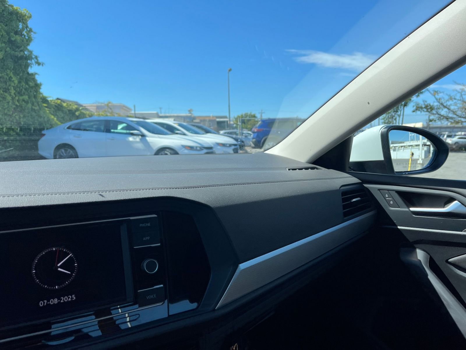 Thumbnail: 2024 Volkswagen Jetta - 30