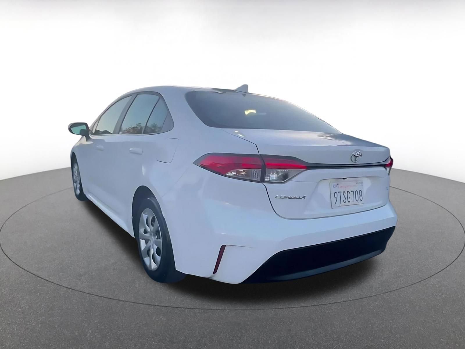 Thumbnail: 2025 Toyota Corolla - 11
