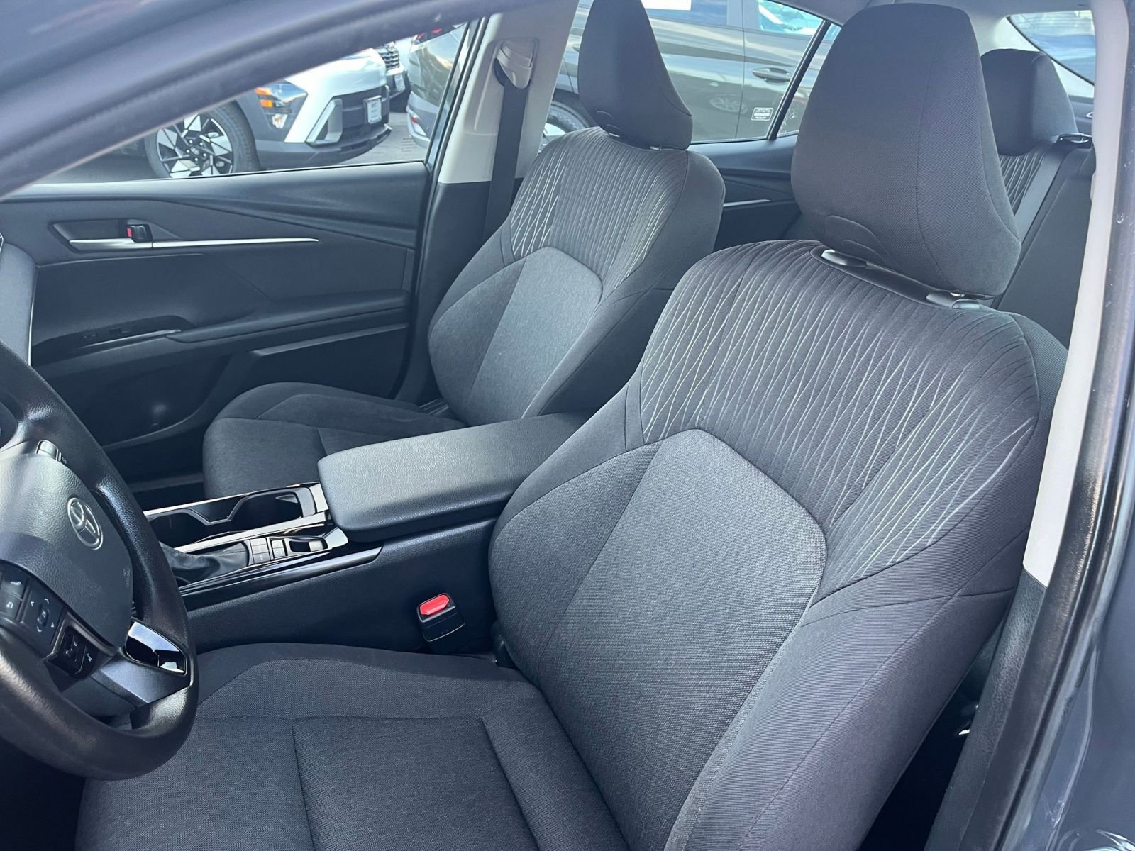 Thumbnail: 2025 Toyota Camry - 27