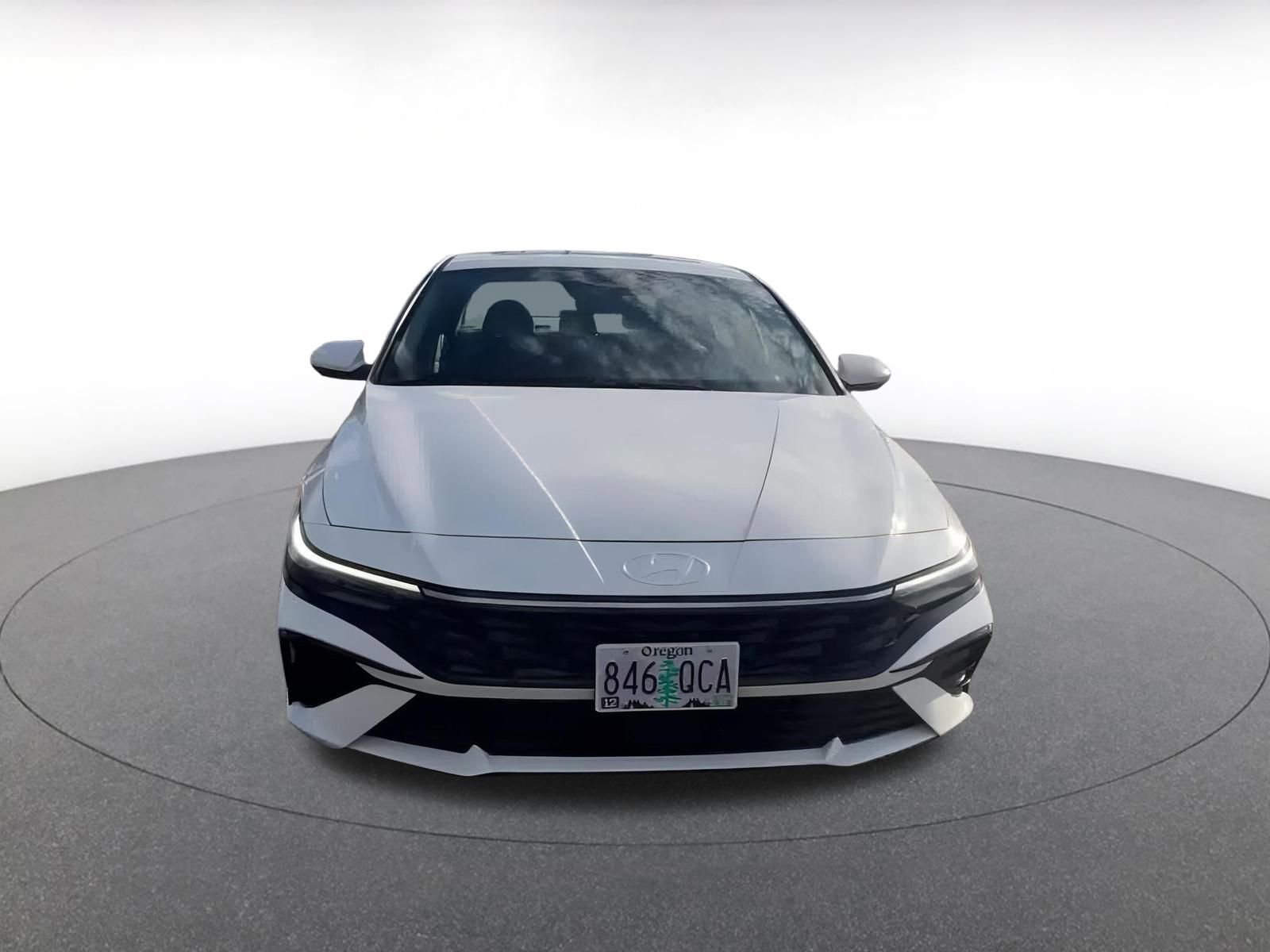 Thumbnail: 2025 Hyundai Elantra - 4