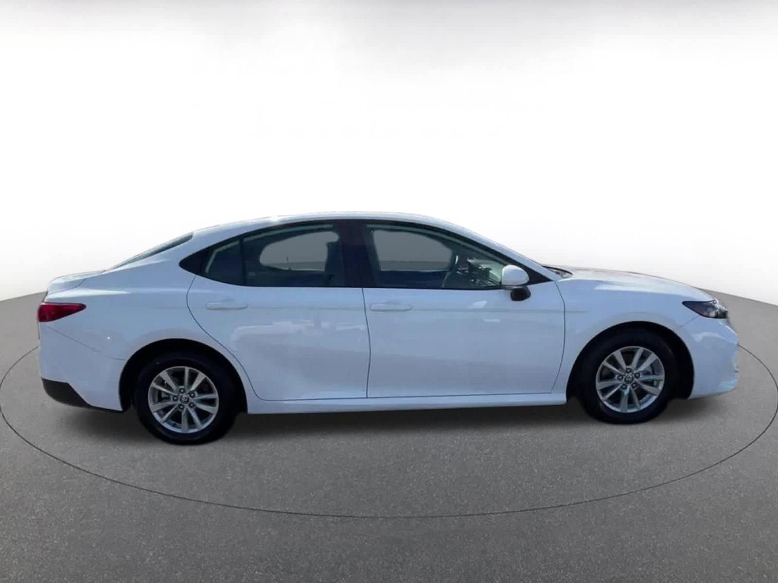 Thumbnail: 2025 Toyota Camry - 16