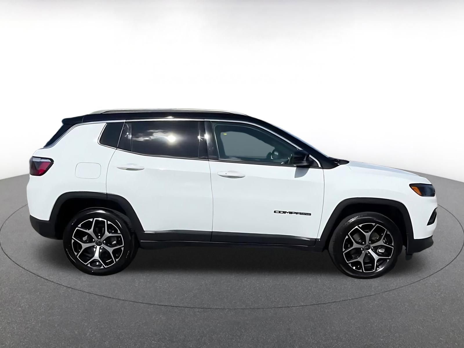 Thumbnail: 2025 Jeep Compass - 16