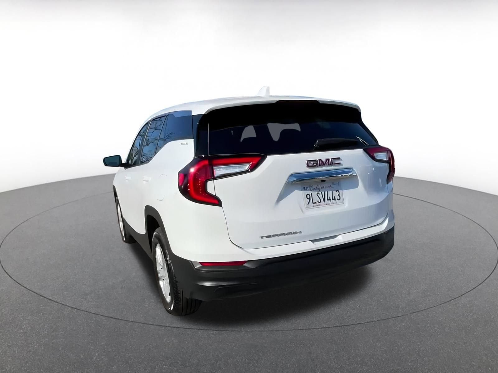 Thumbnail: 2024 GMC Terrain - 11