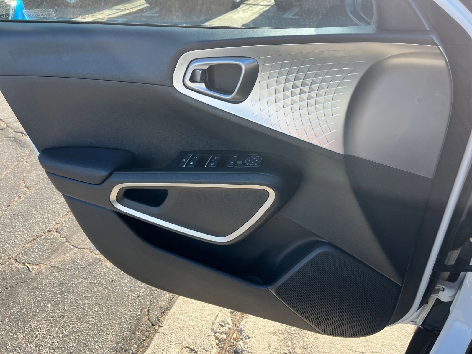 Thumbnail: 2025 Kia Soul - 18