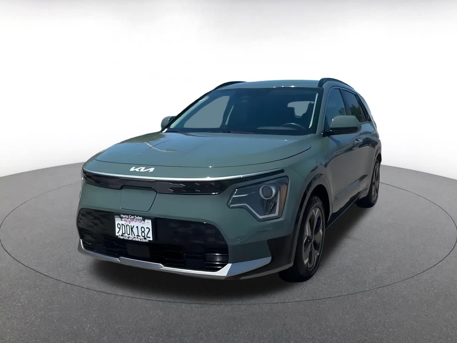 Thumbnail: 2023 Kia Niro - 5