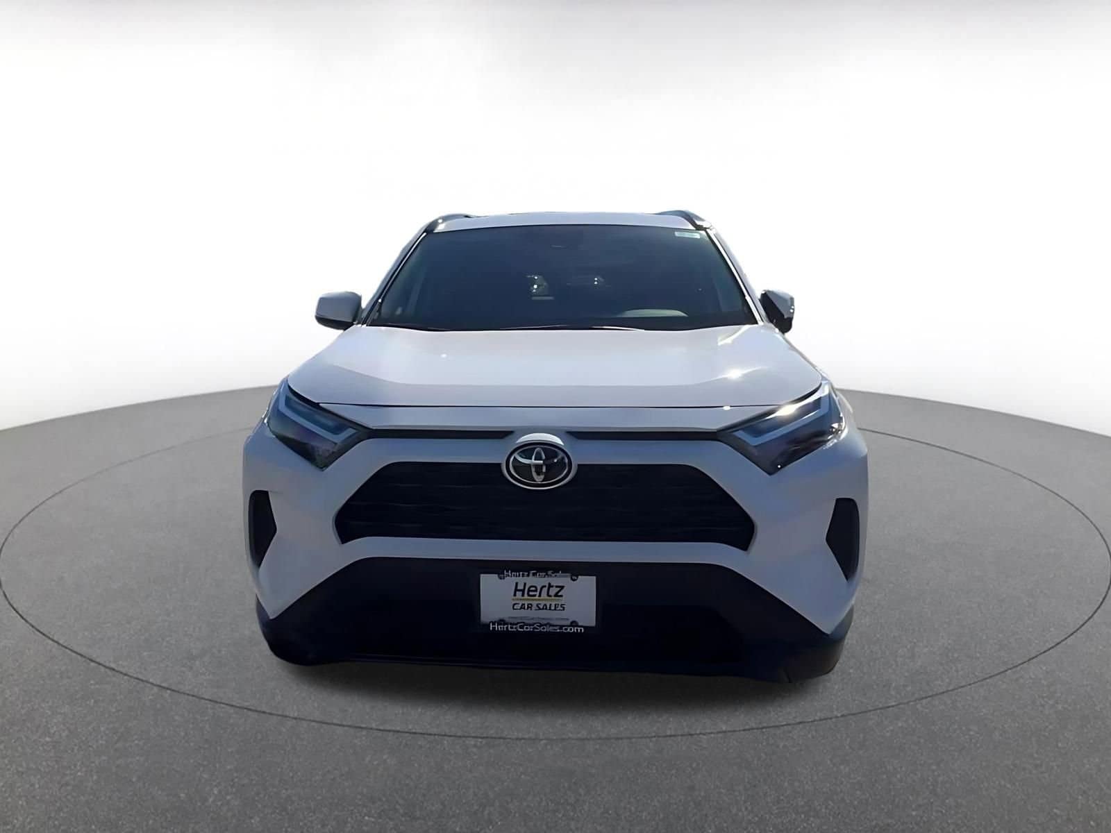 Thumbnail: 2025 Toyota RAV4 - 4