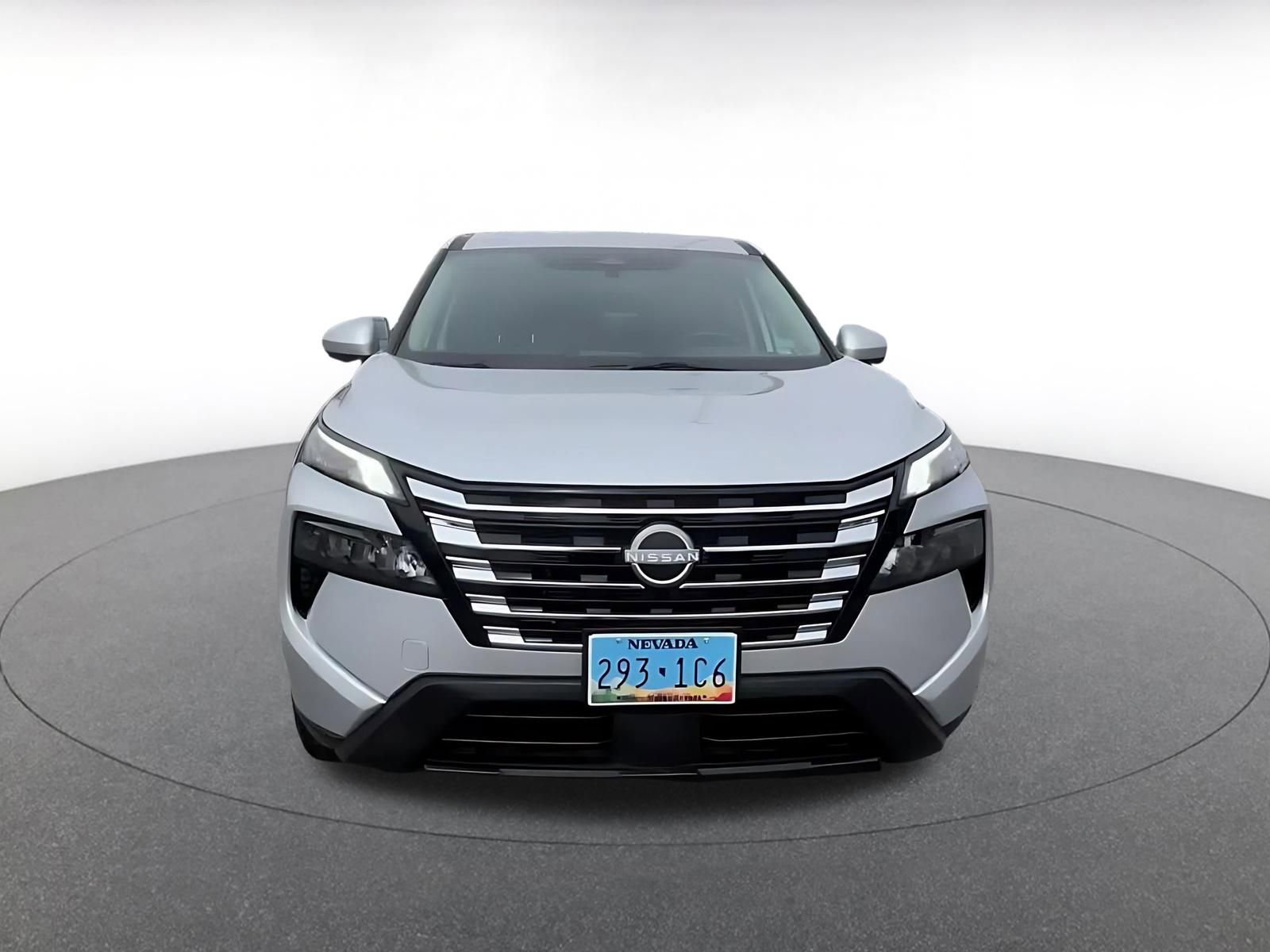 Thumbnail: 2025 Nissan Rogue - 4