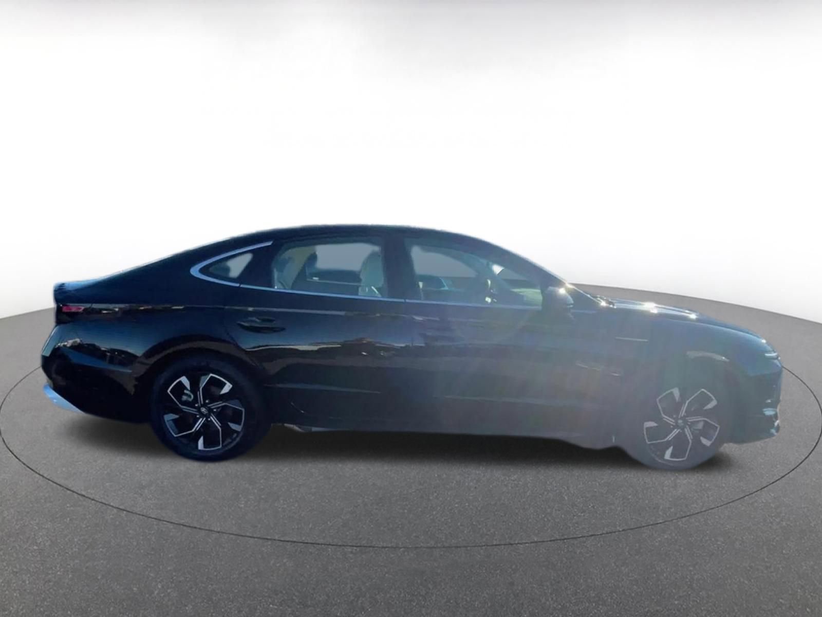 Thumbnail: 2025 Hyundai Sonata - 9