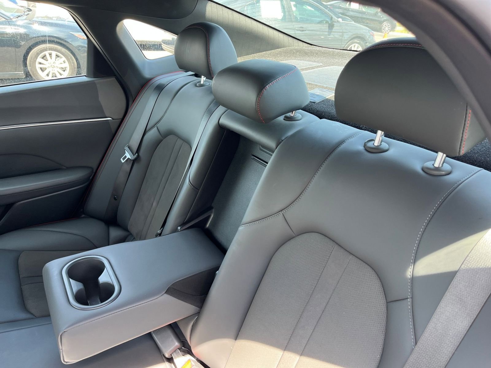 Thumbnail: 2023 Hyundai Sonata - 28