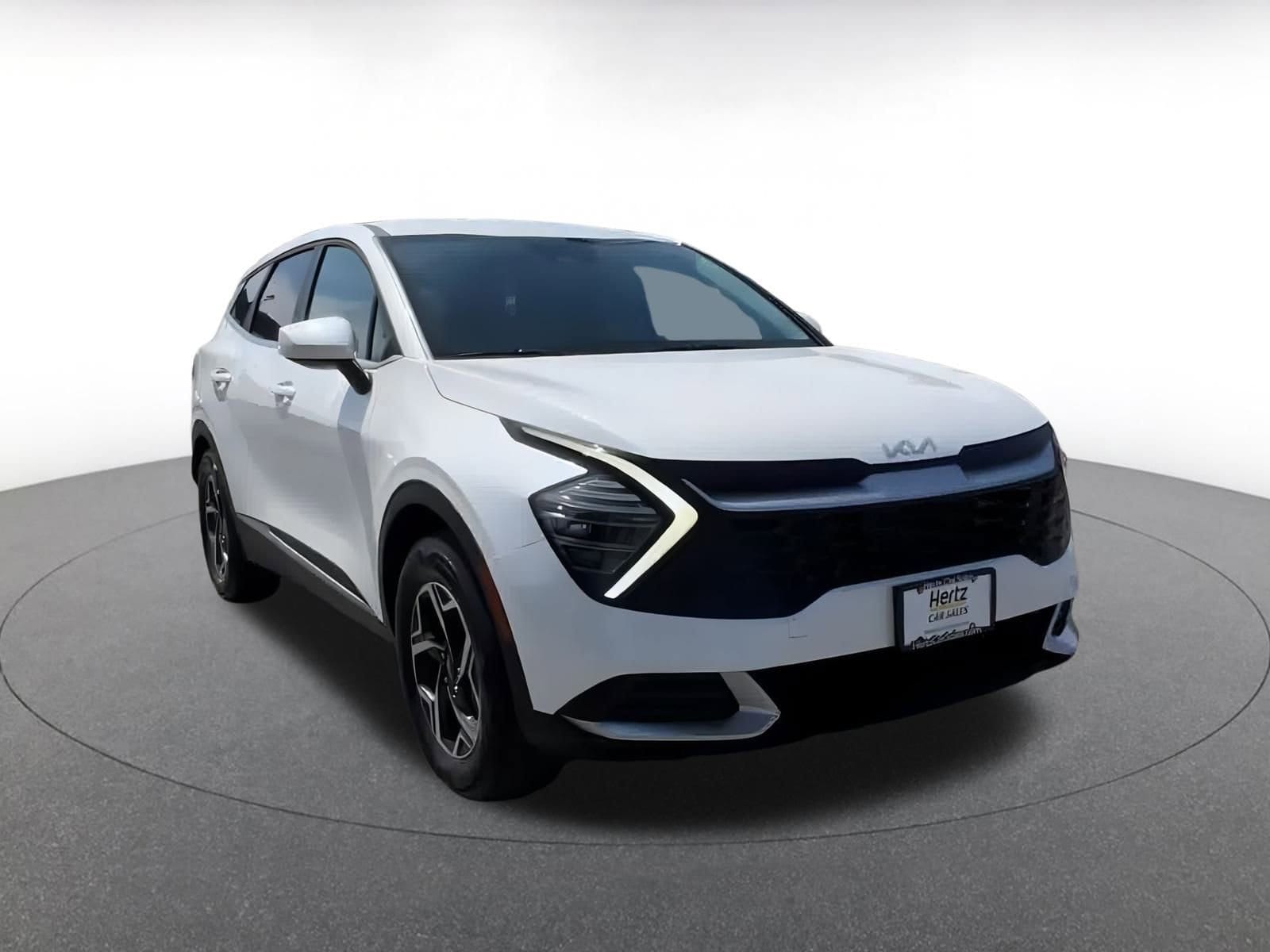 Thumbnail: 2024 Kia Sportage - 3