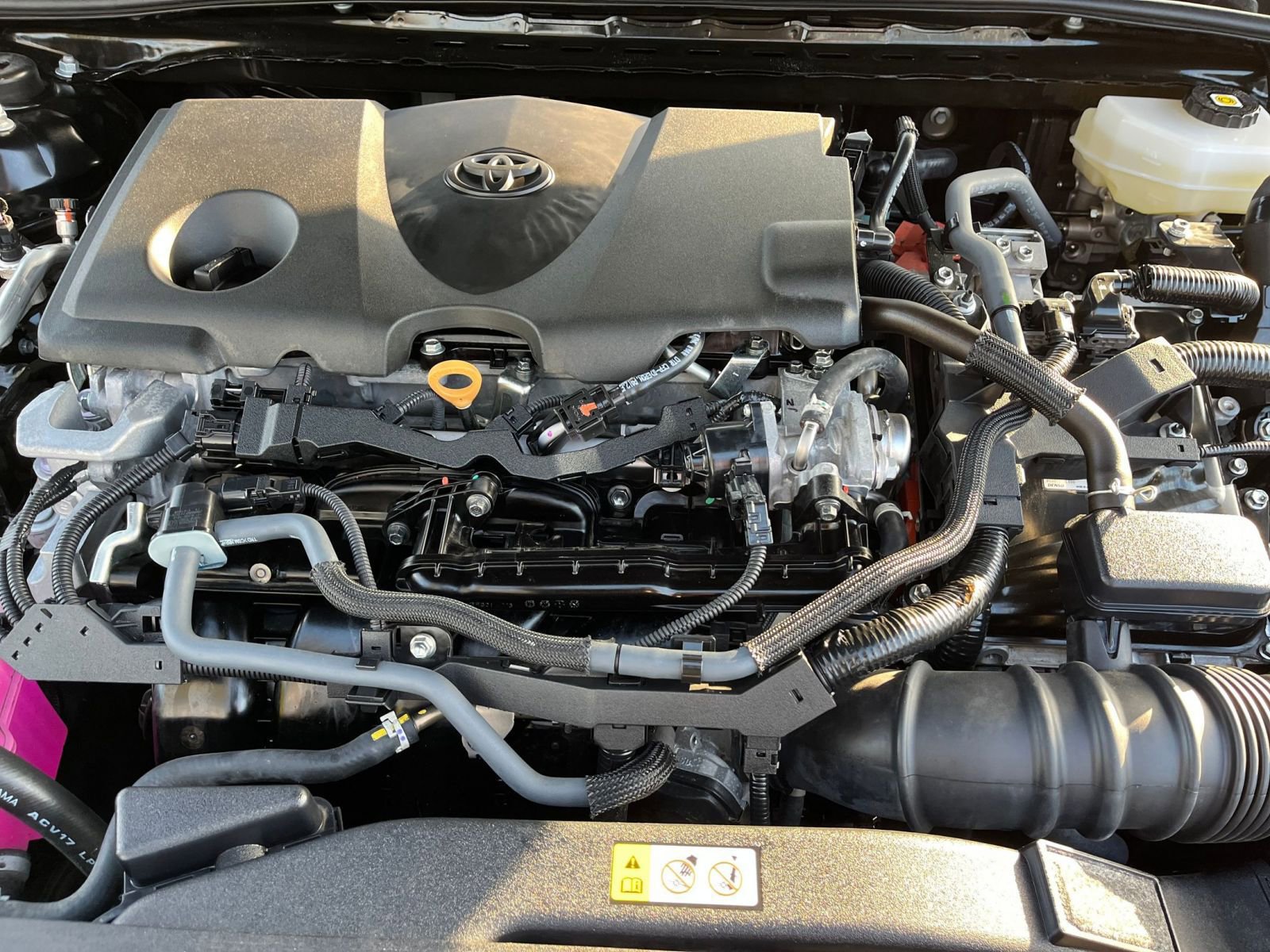 Thumbnail: 2025 Toyota Camry - 32