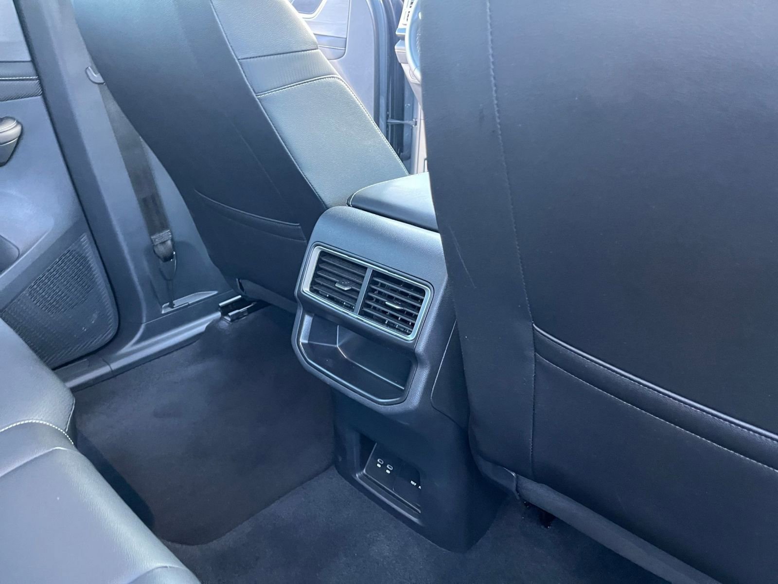 Thumbnail: 2025 Volkswagen Atlas - 24