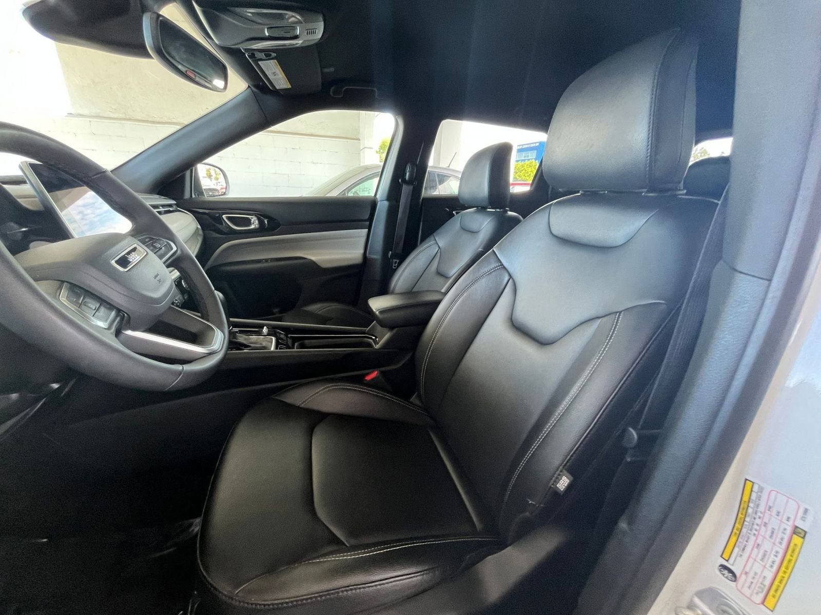 Thumbnail: 2025 Jeep Compass - 28