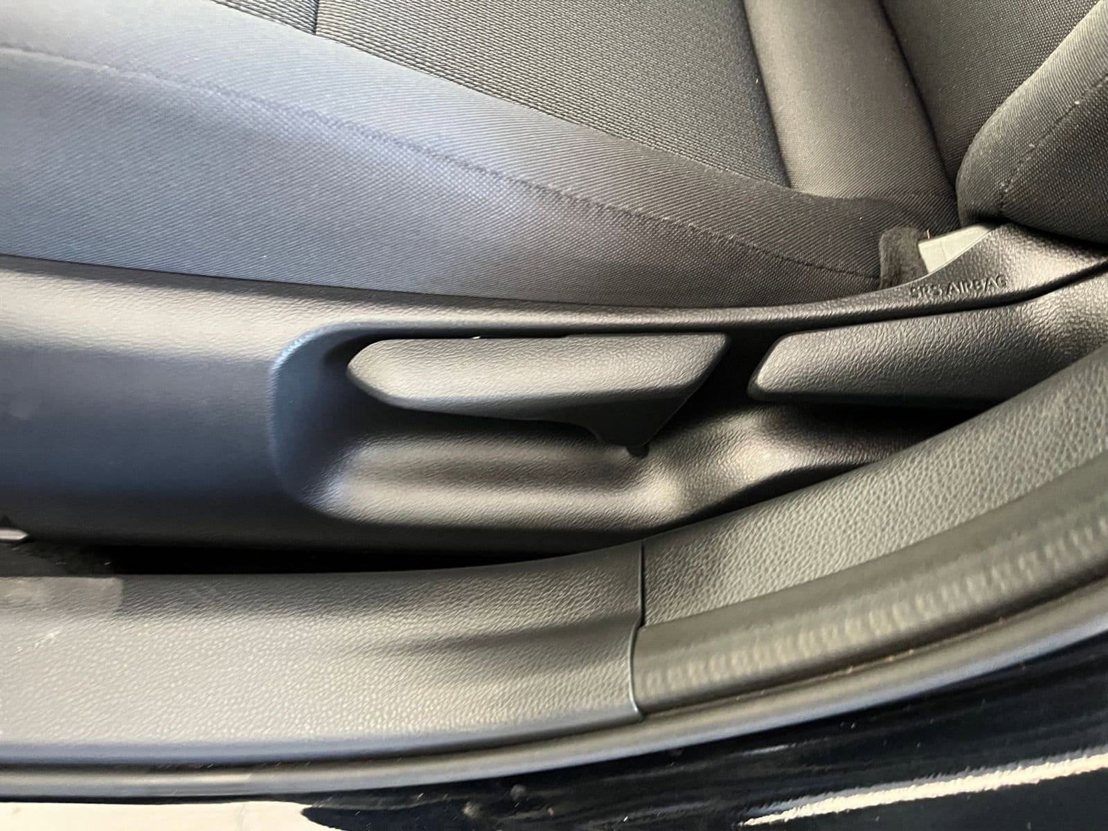 Thumbnail: 2025 Toyota Prius - 23