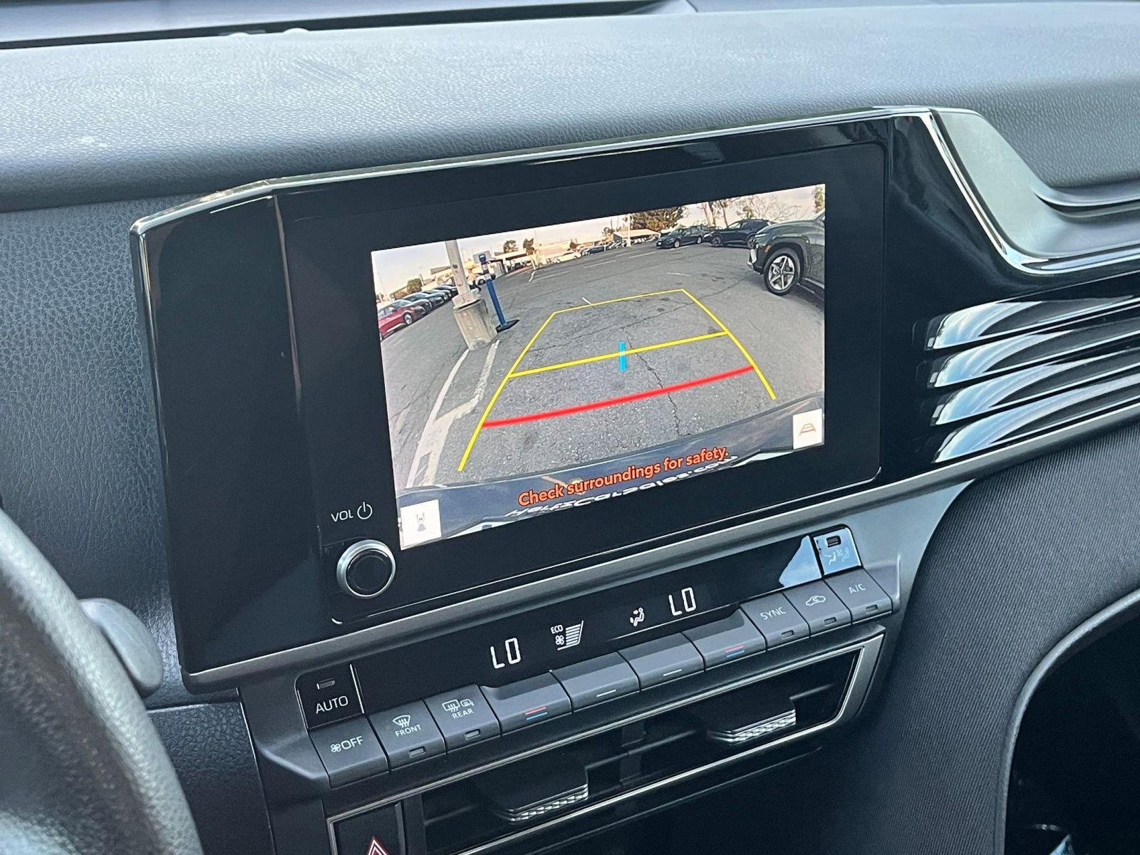 Thumbnail: 2025 Toyota Camry - 24