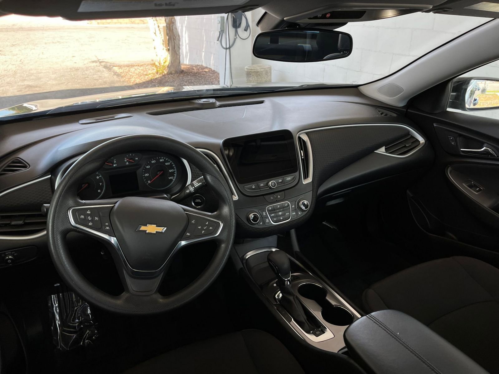 Thumbnail: 2024 Chevrolet Malibu - 28
