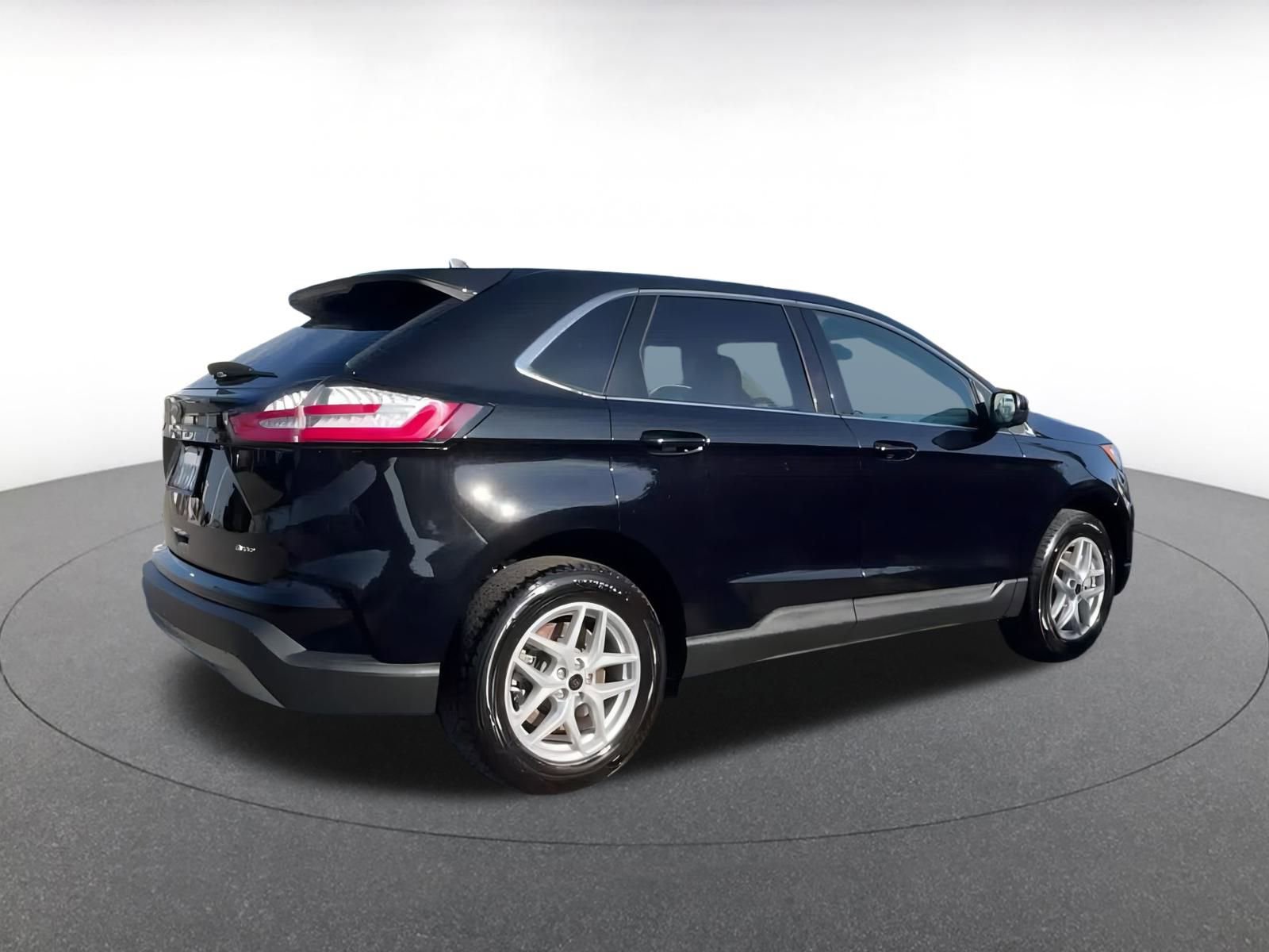 Thumbnail: 2023 Ford Edge - 14