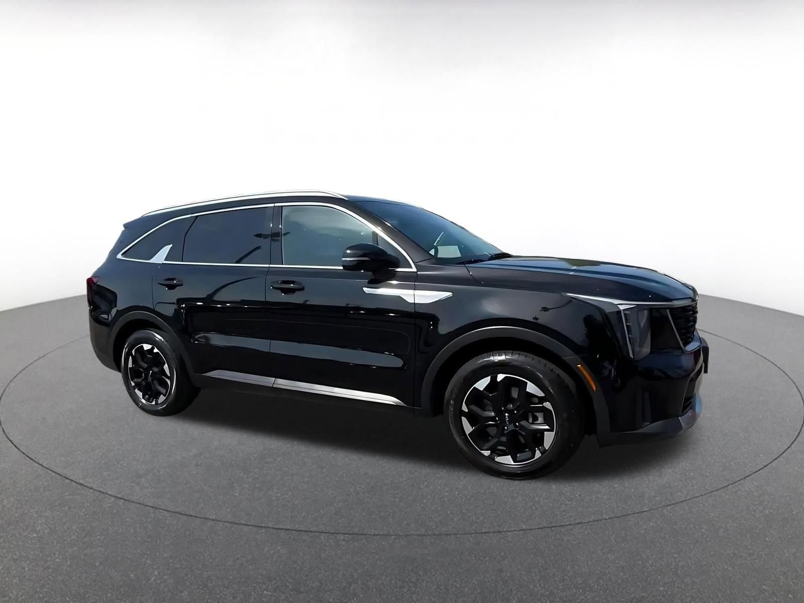 Thumbnail: 2024 Kia Sorento - 2