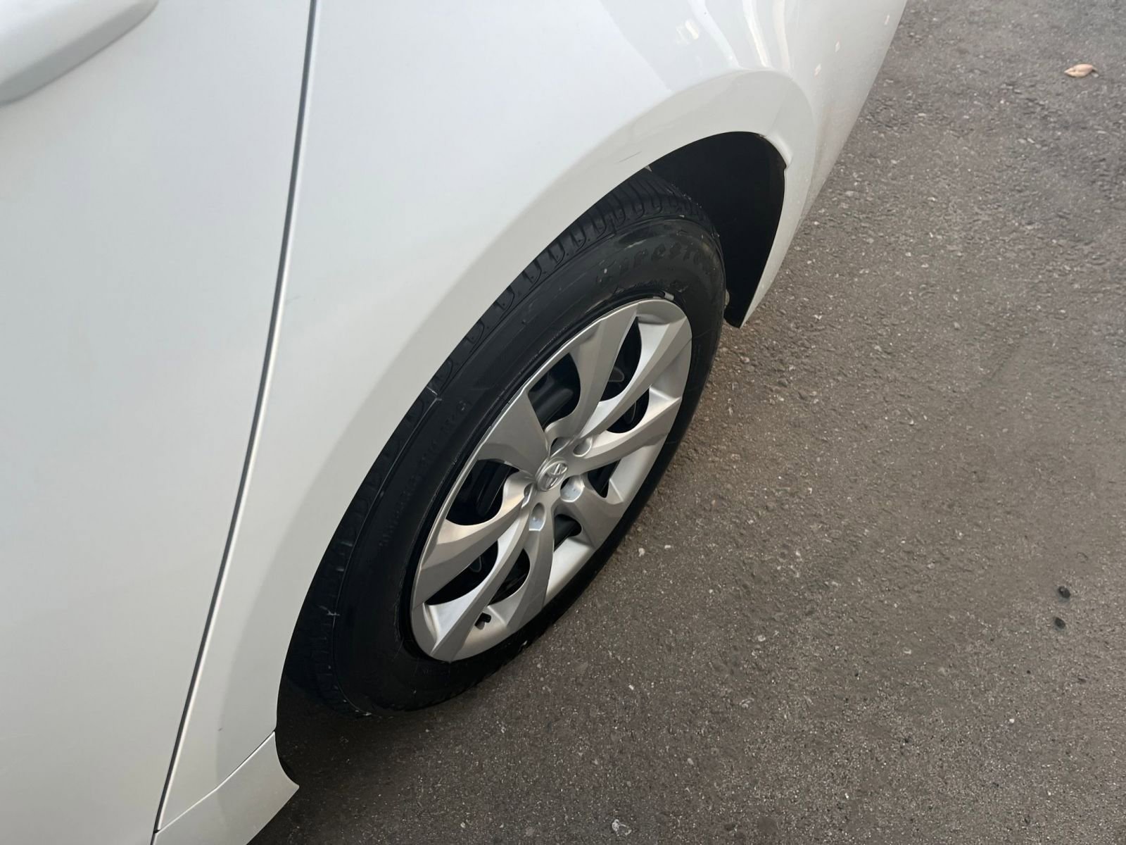 Thumbnail: 2025 Toyota Corolla - 30