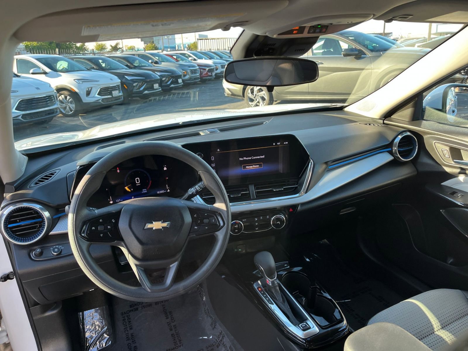 Thumbnail: 2025 Chevrolet Trax - 34