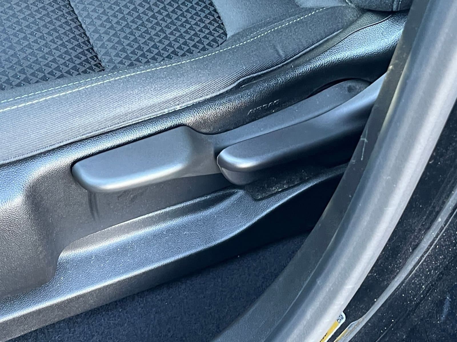 Thumbnail: 2023 Chevrolet Bolt EV - 28