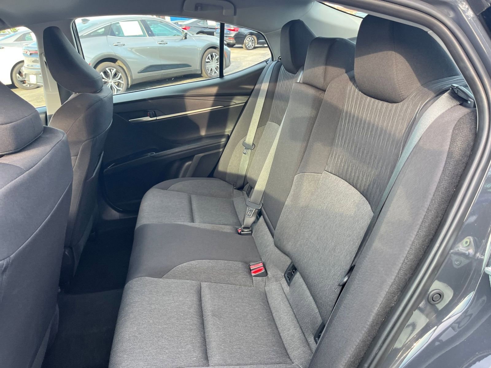 Thumbnail: 2025 Toyota Camry - 25