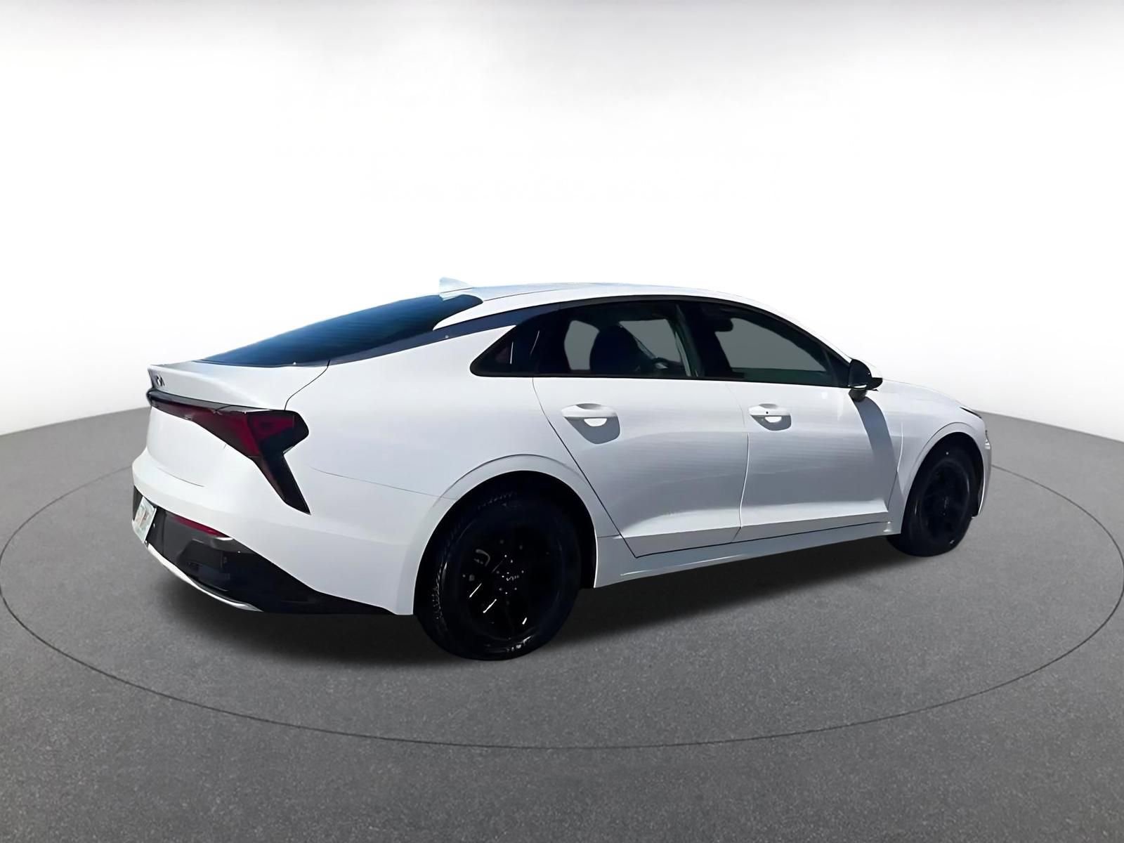 Thumbnail: 2025 Kia K5 - 15