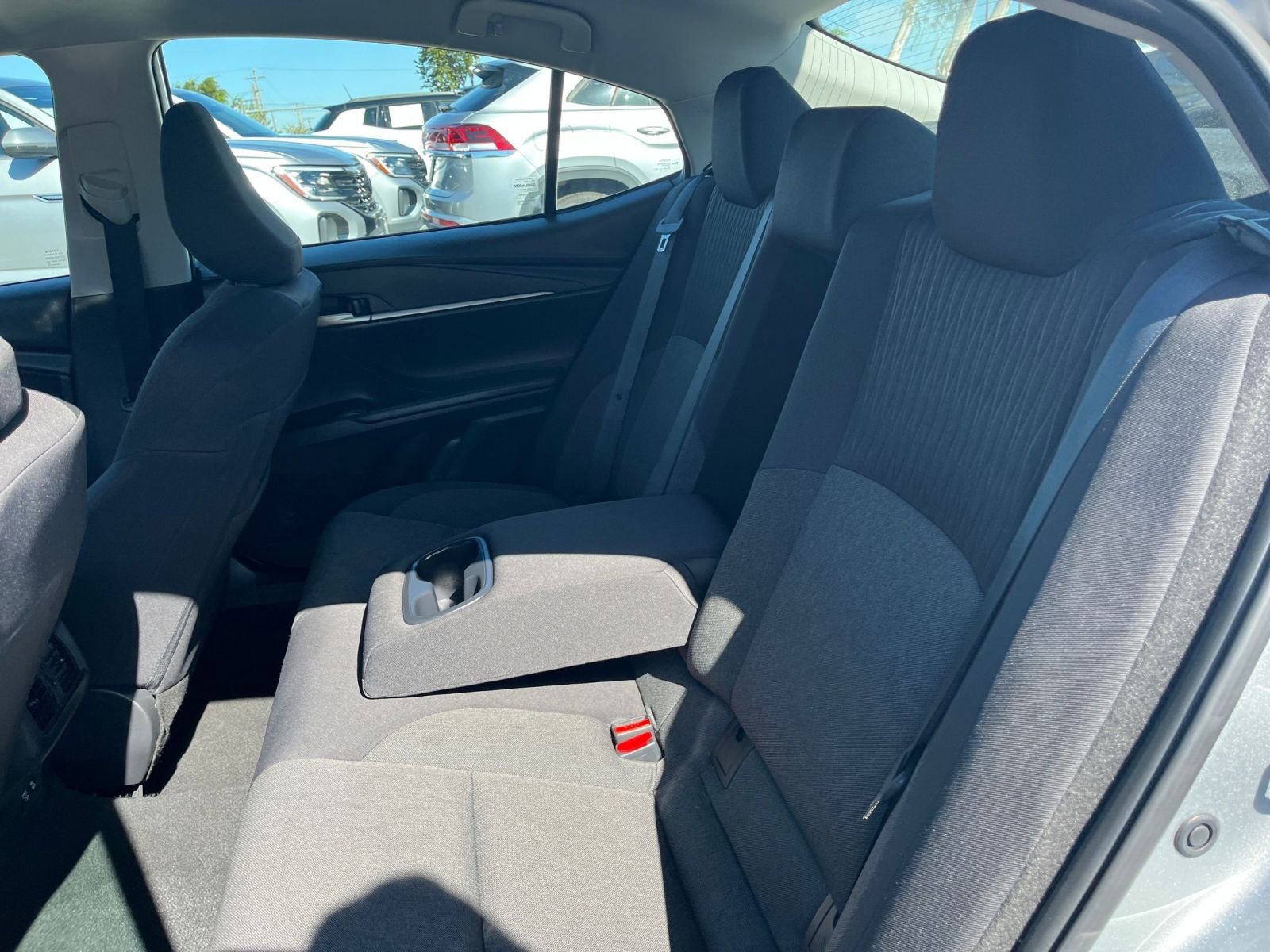 Thumbnail: 2025 Toyota Camry - 25