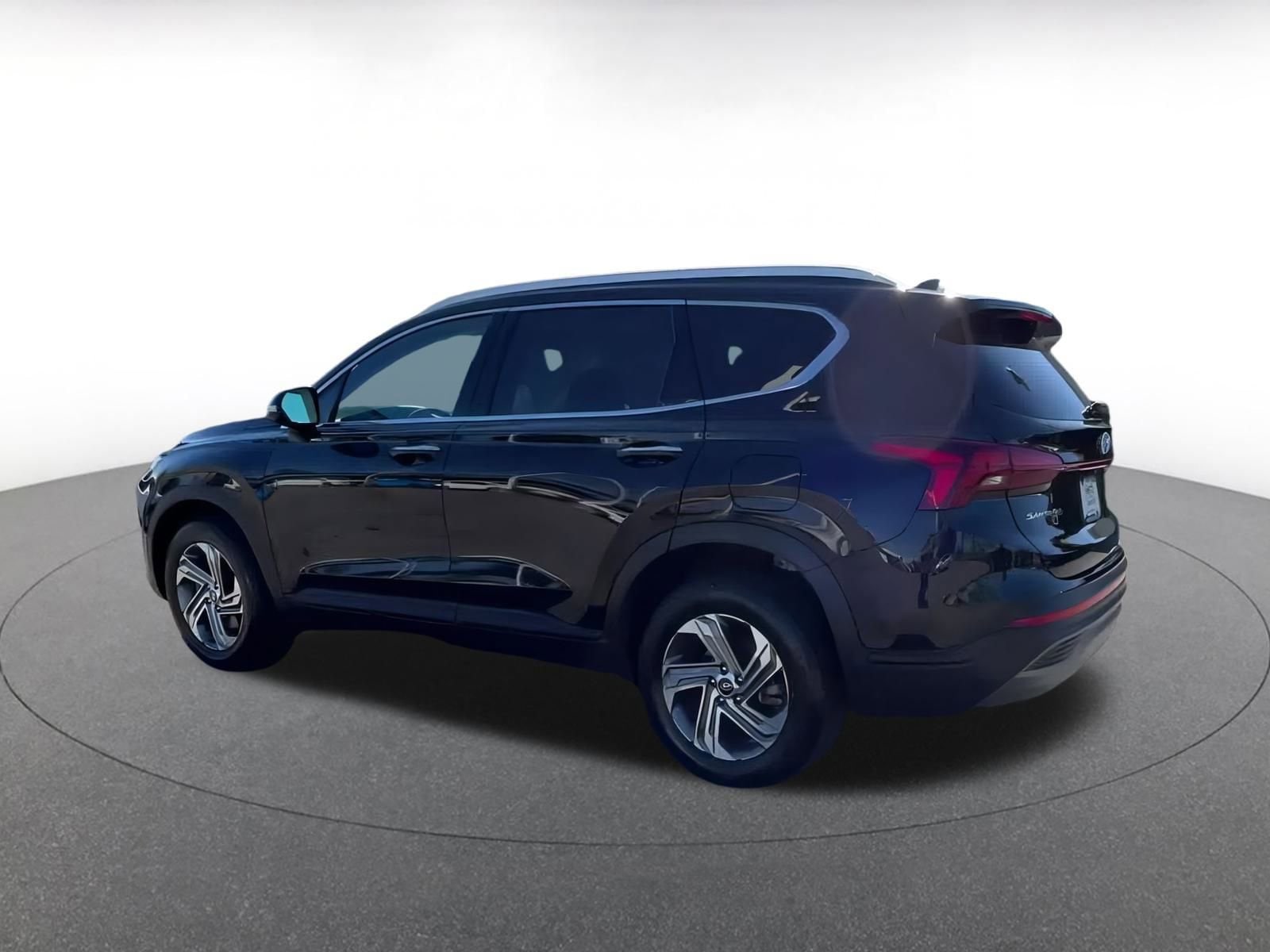 Thumbnail: 2023 Hyundai Santa Fe - 10