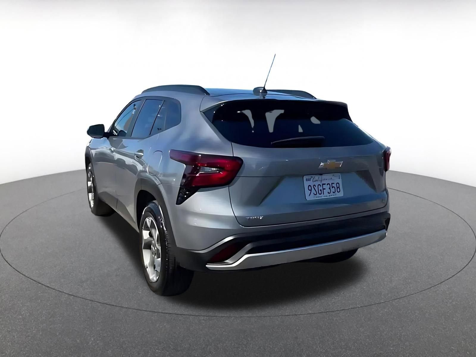 Thumbnail: 2025 Chevrolet Trax - 11