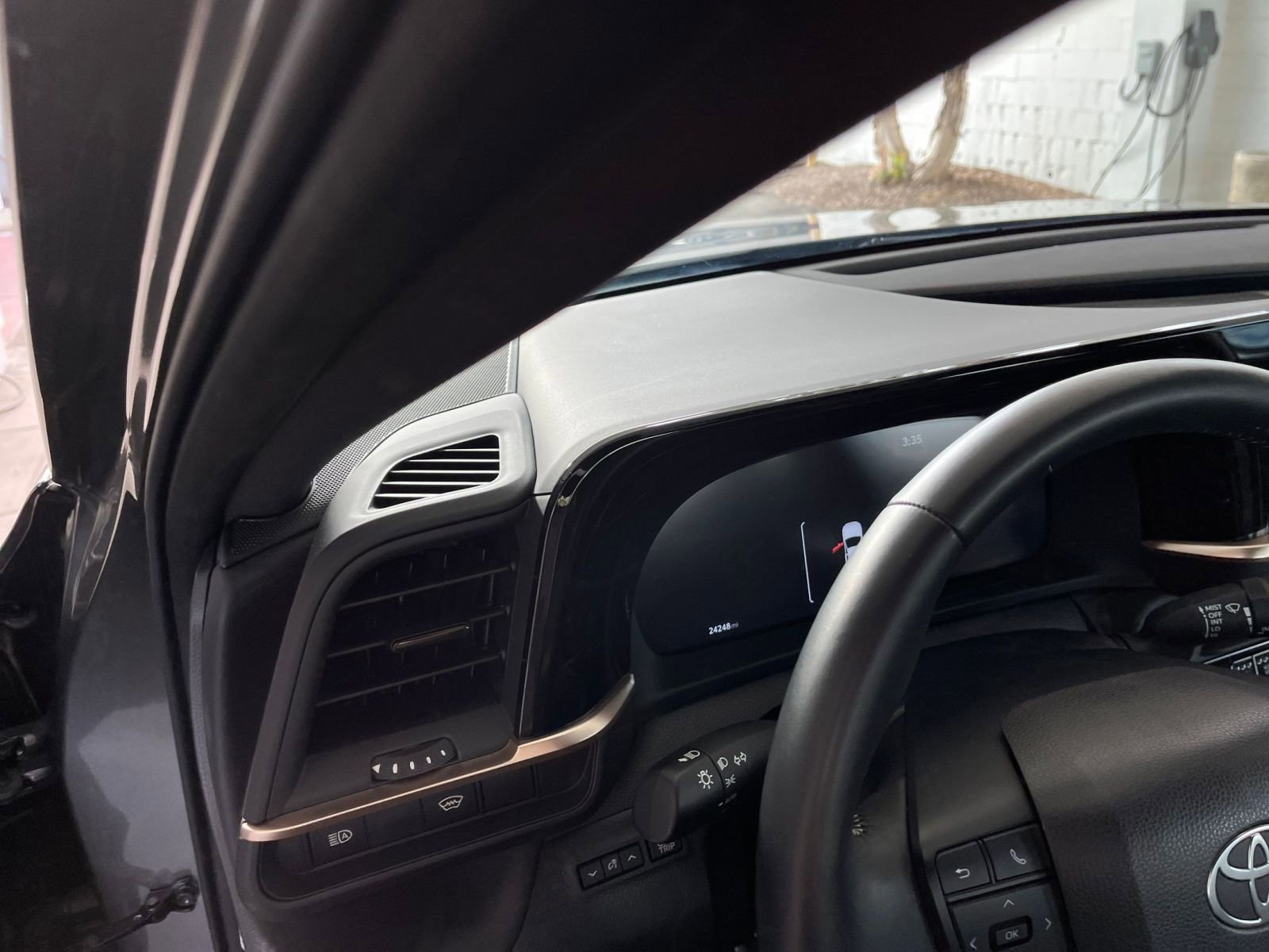 Thumbnail: 2025 Toyota Crown - 34