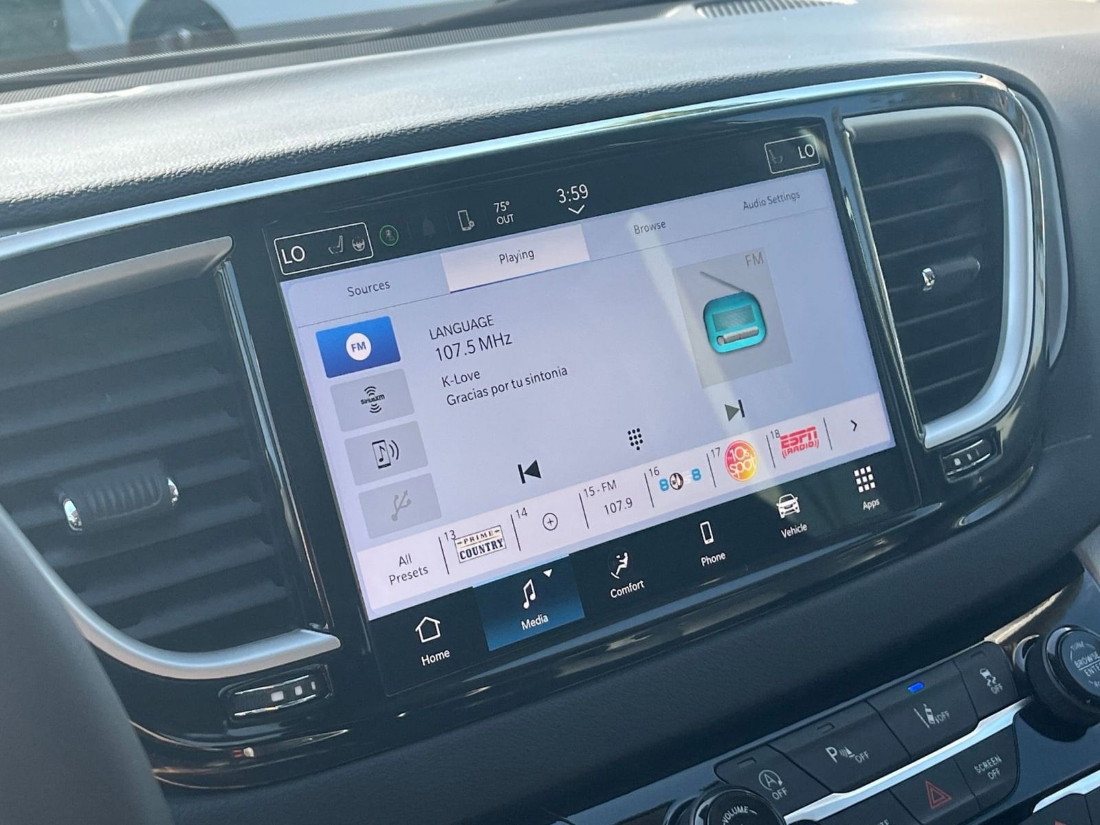 2024 Chrysler Pacifica Touring L 17