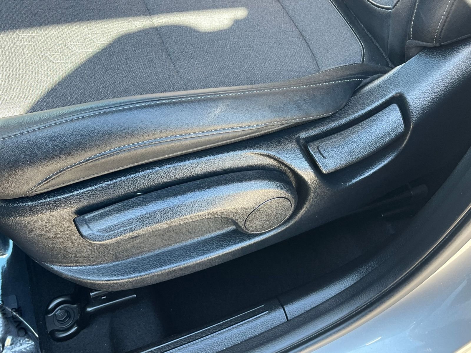 Thumbnail: 2025 Kia Seltos - 23