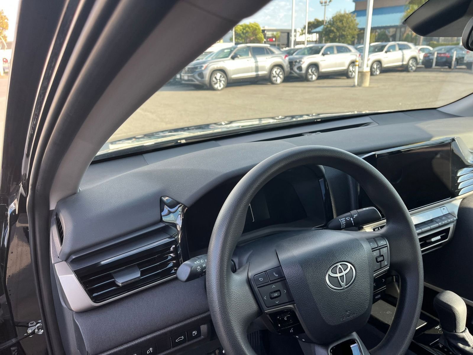 Thumbnail: 2025 Toyota Camry - 34