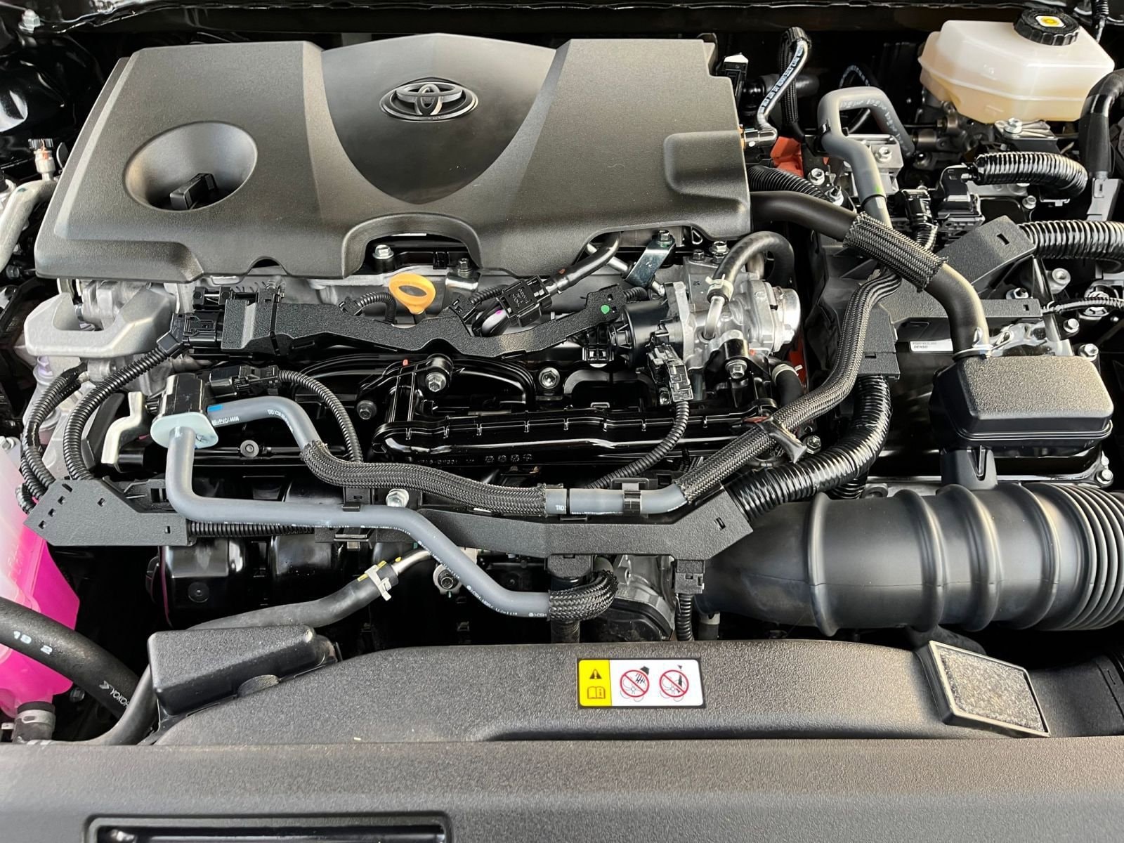 Thumbnail: 2025 Toyota Camry - 32