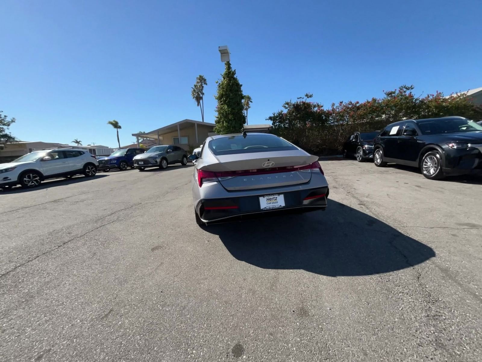 Thumbnail: 2025 Hyundai Elantra - 16