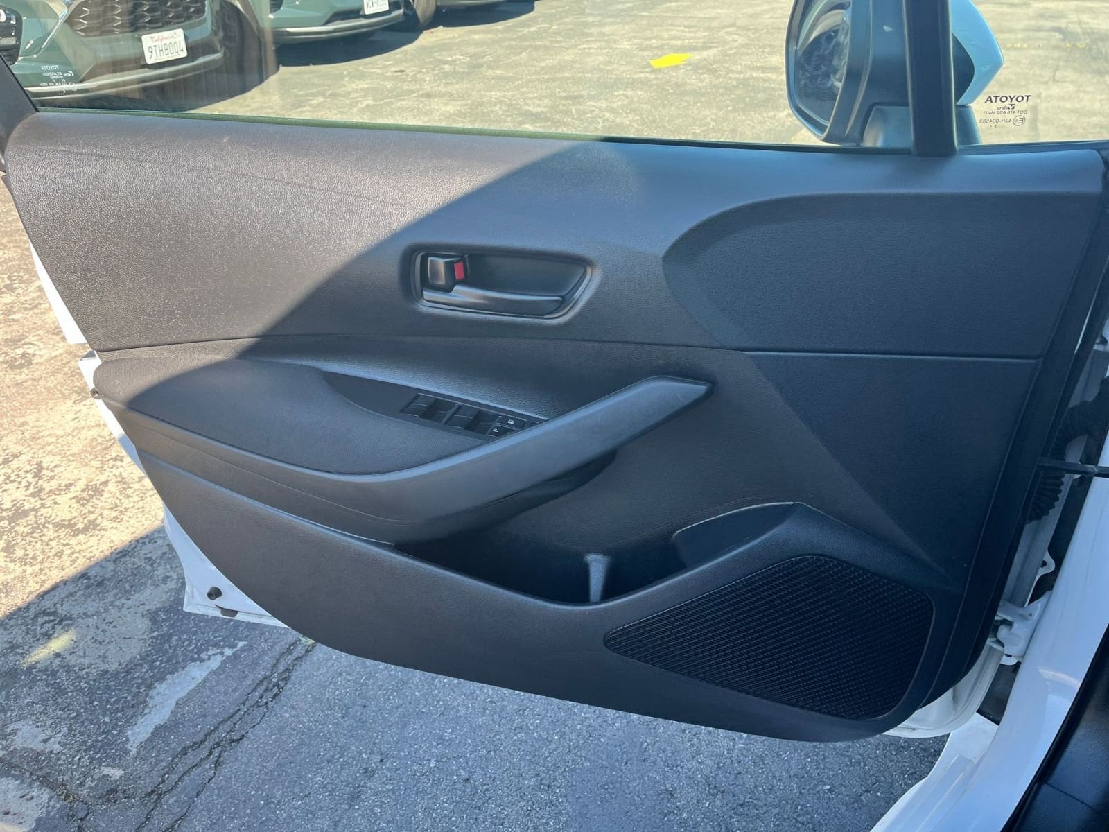 Thumbnail: 2023 Toyota Corolla - 18