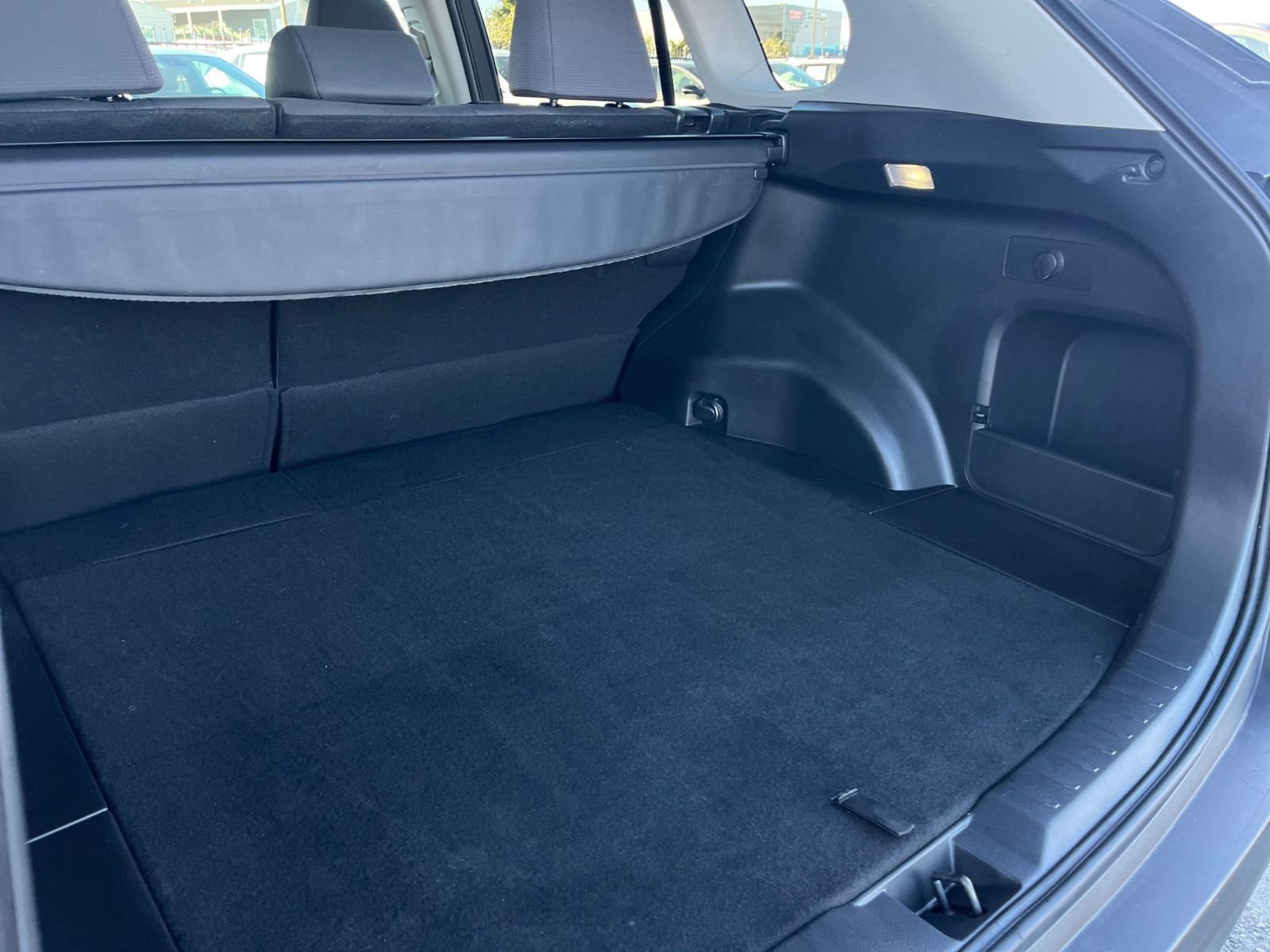 Thumbnail: 2025 Toyota RAV4 - 31