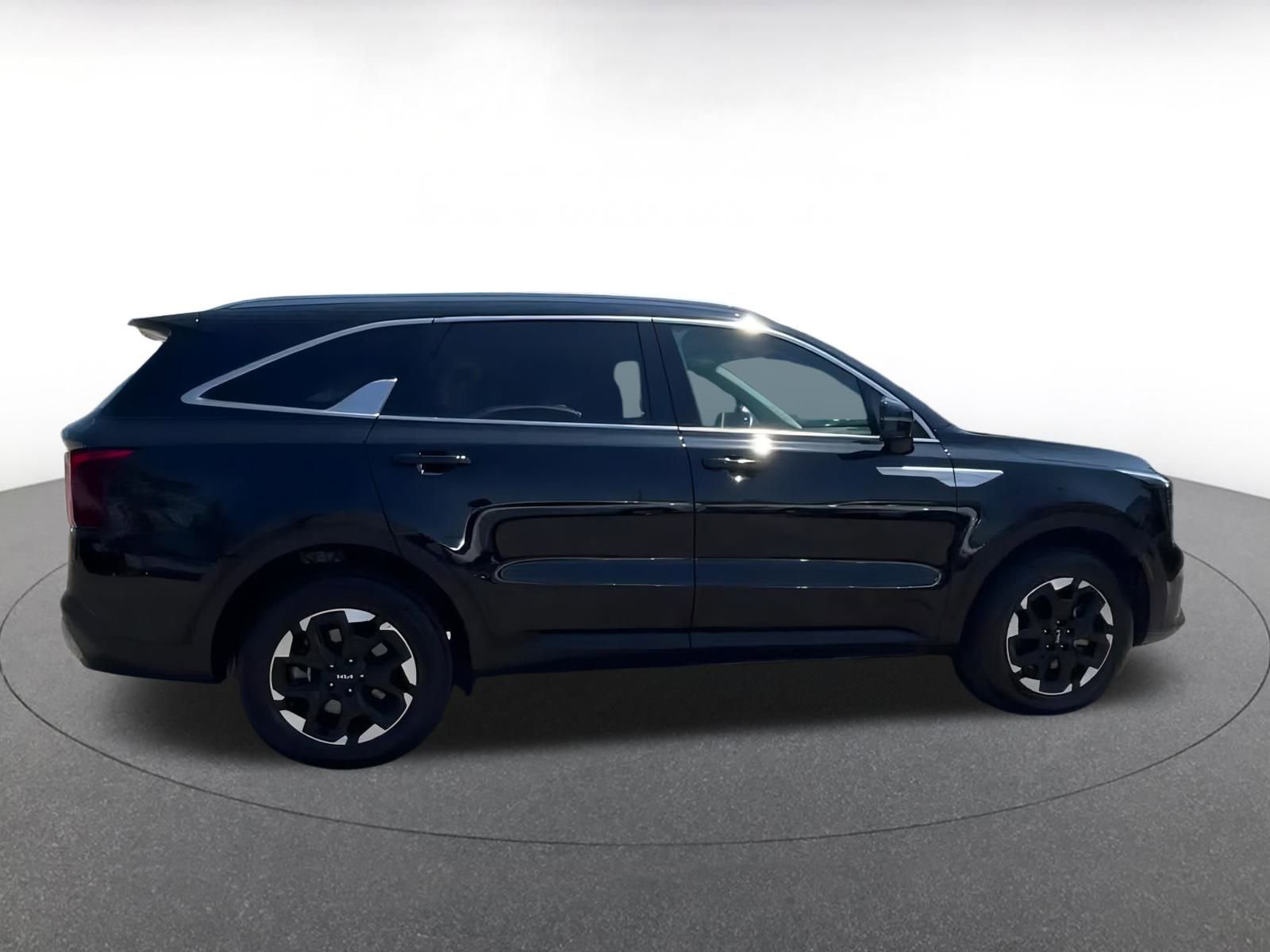 Thumbnail: 2024 Kia Sorento - 13