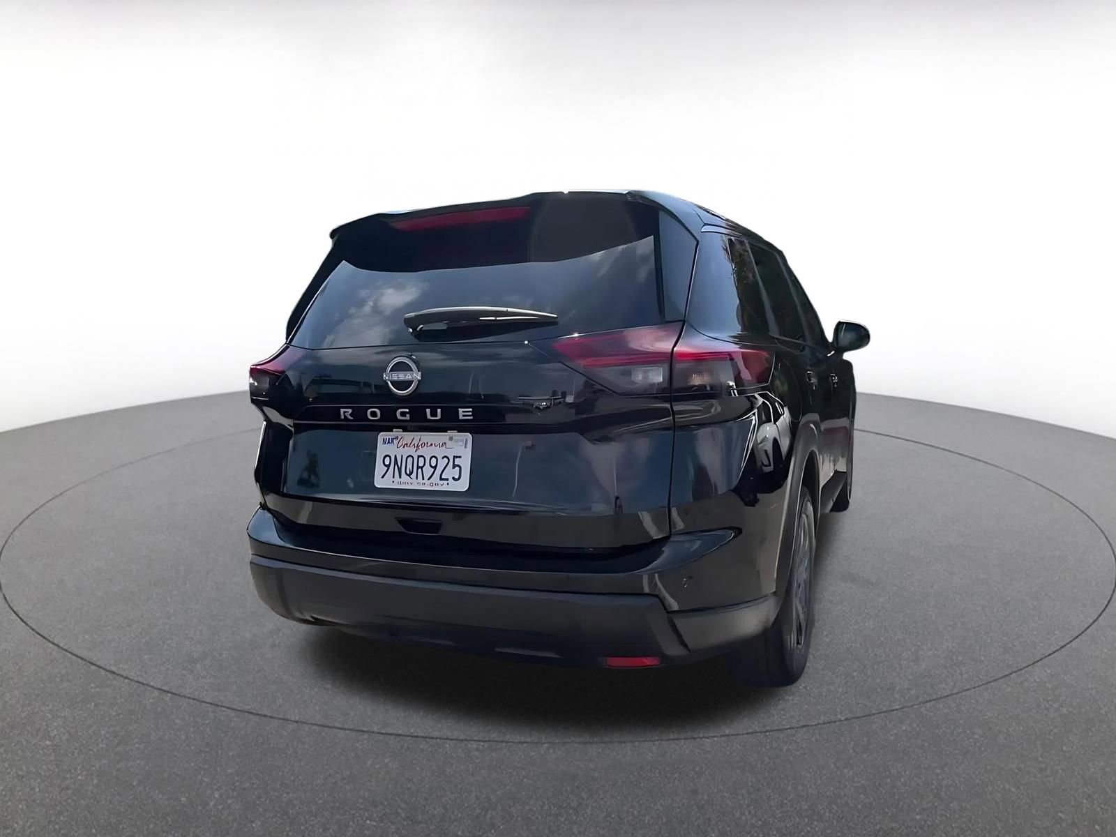 Thumbnail: 2025 Nissan Rogue - 15